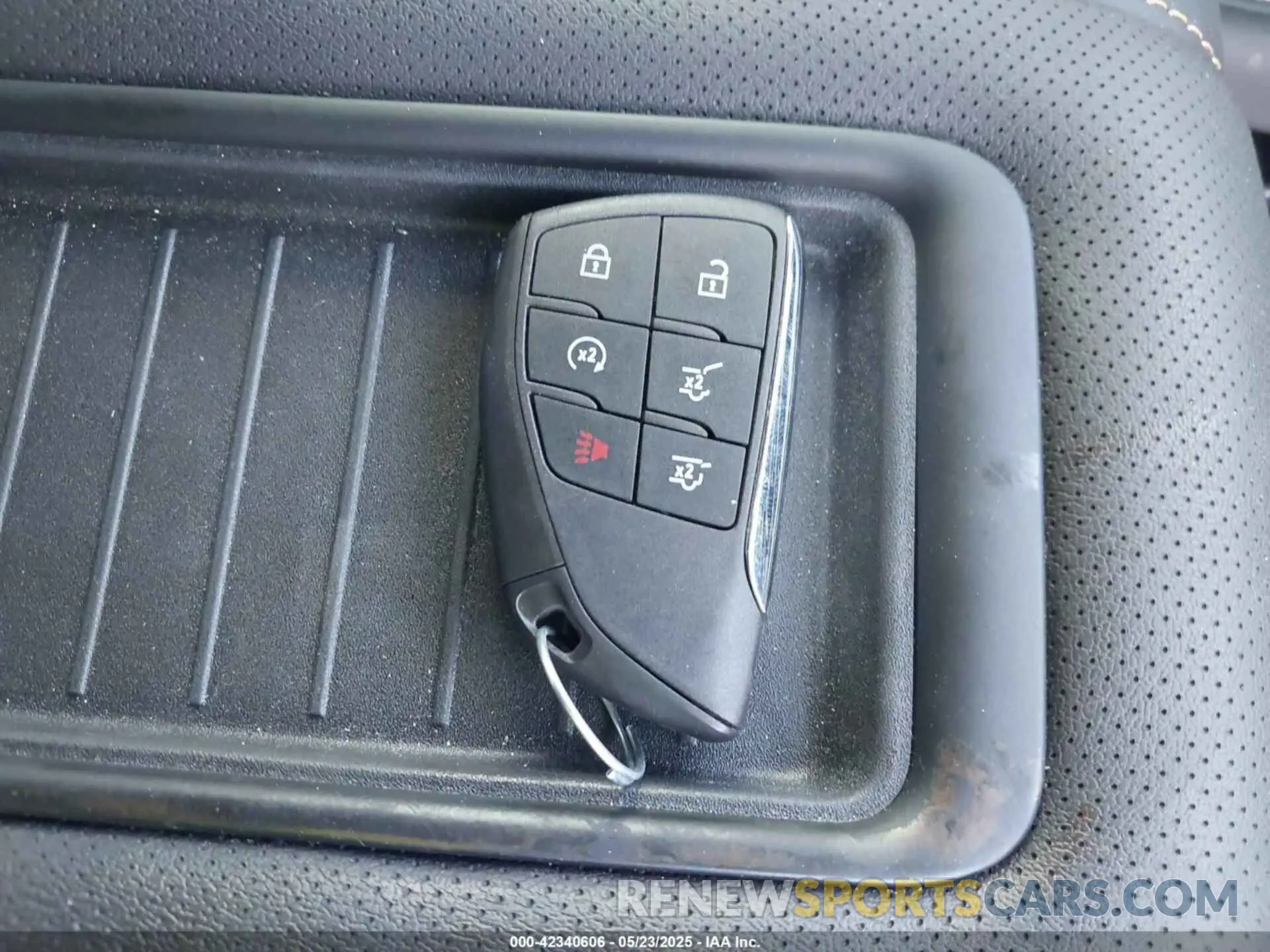 11 fotografías del automóvil dañado 1GKS2CKL4RR262774 GMC YUKON 2024
