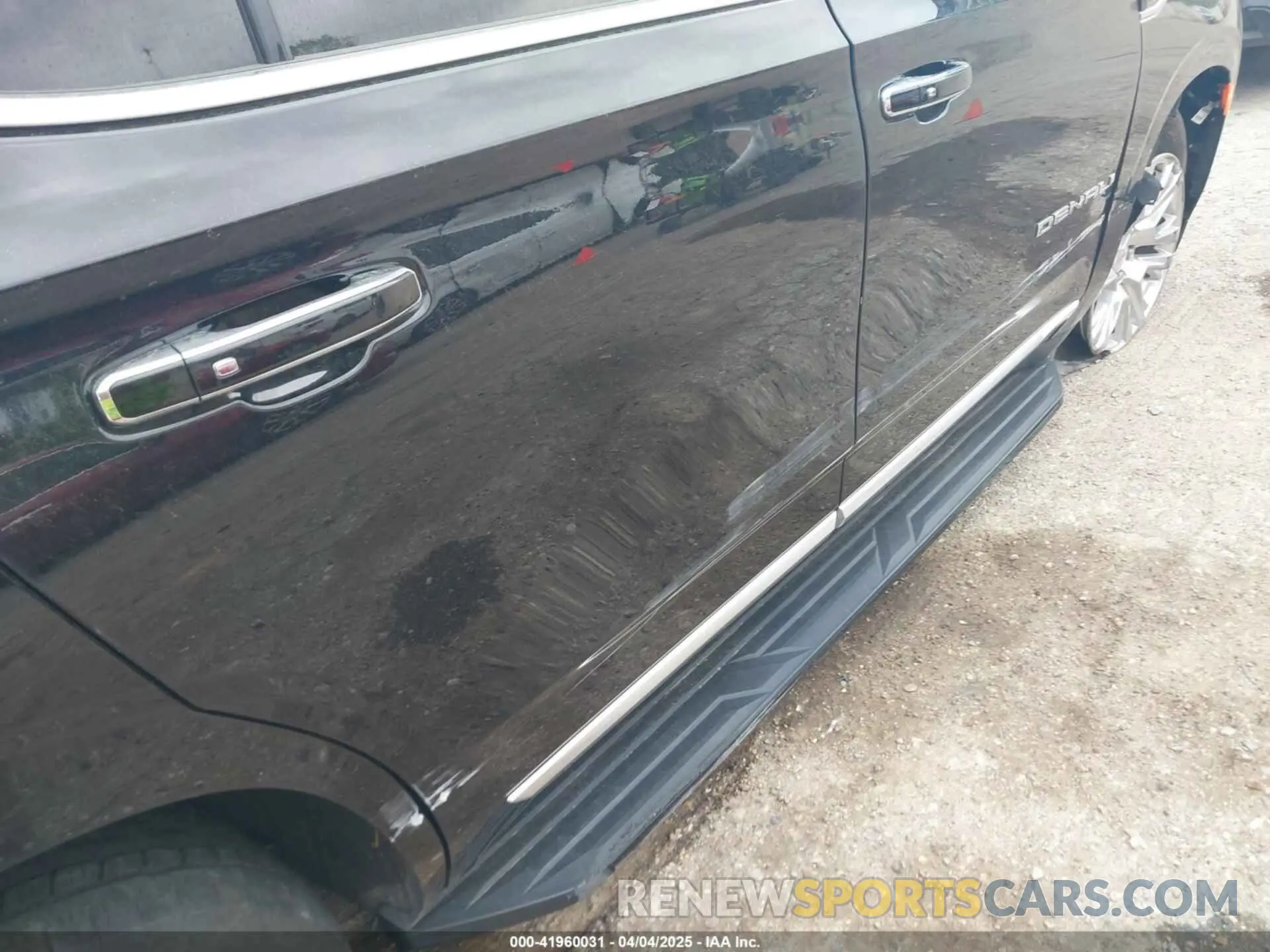 17 fotografías del automóvil dañado 1GKS2DKL2RR215345 GMC YUKON 2024