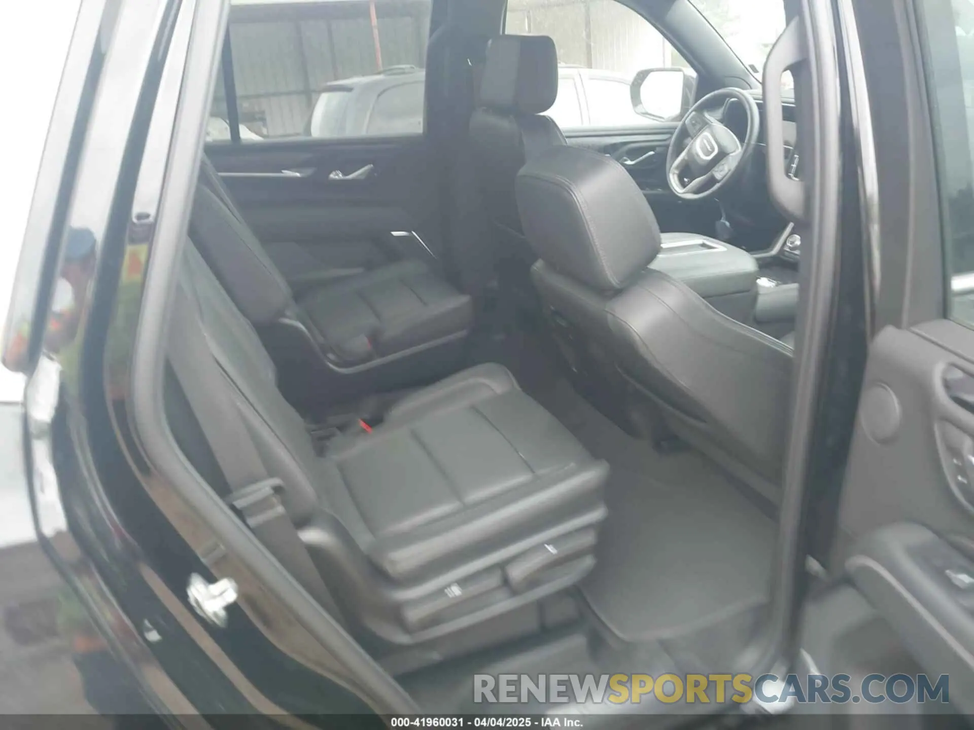 8 fotografías del automóvil dañado 1GKS2DKL2RR215345 GMC YUKON 2024