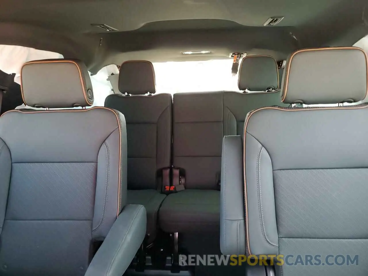 10 fotografías del automóvil dañado 1GKS2CRD9SR200324 GMC YUKON 2025