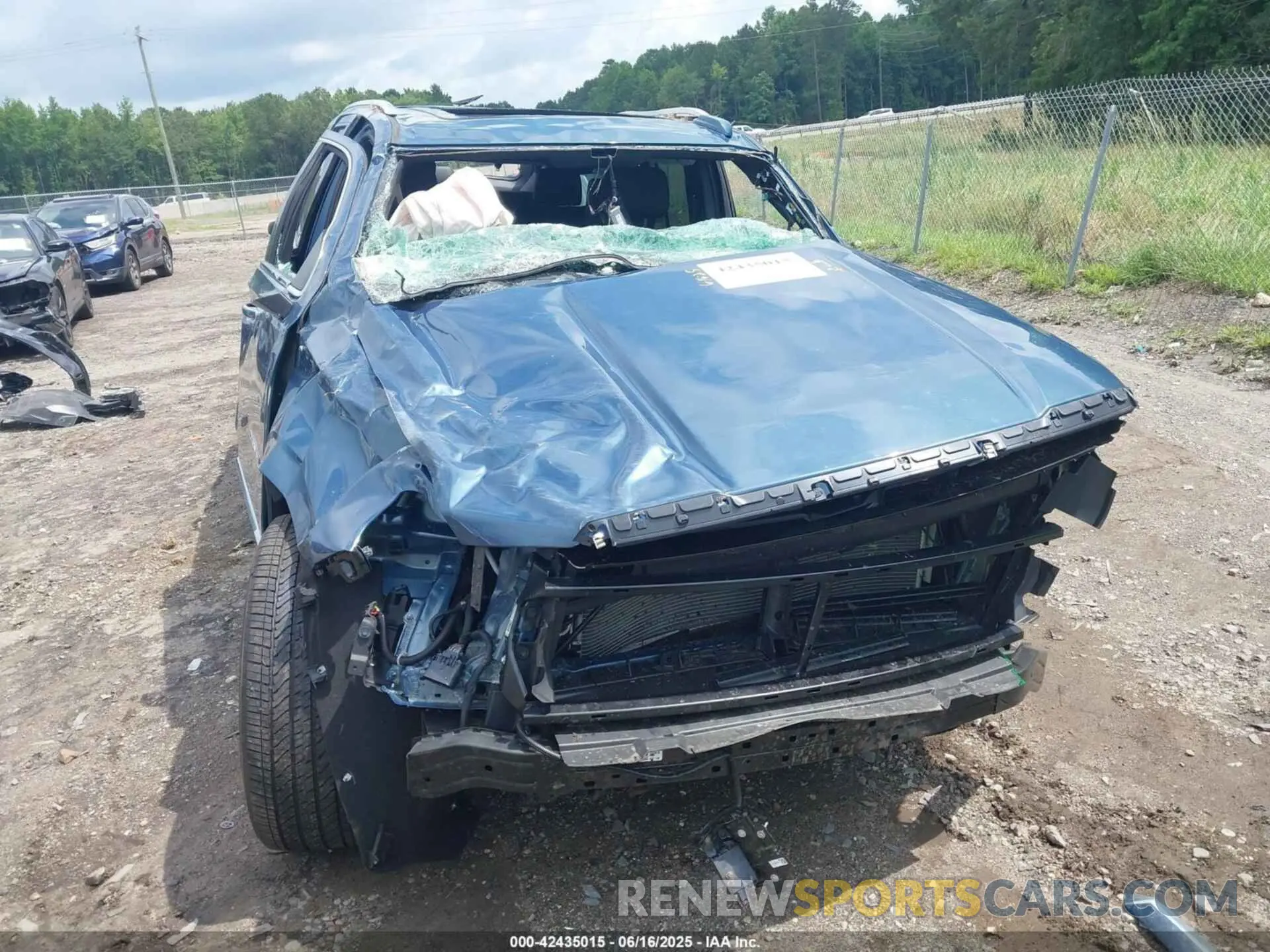 6 fotografías del automóvil dañado 1GKS2DRL3SR135290 GMC YUKON 2025