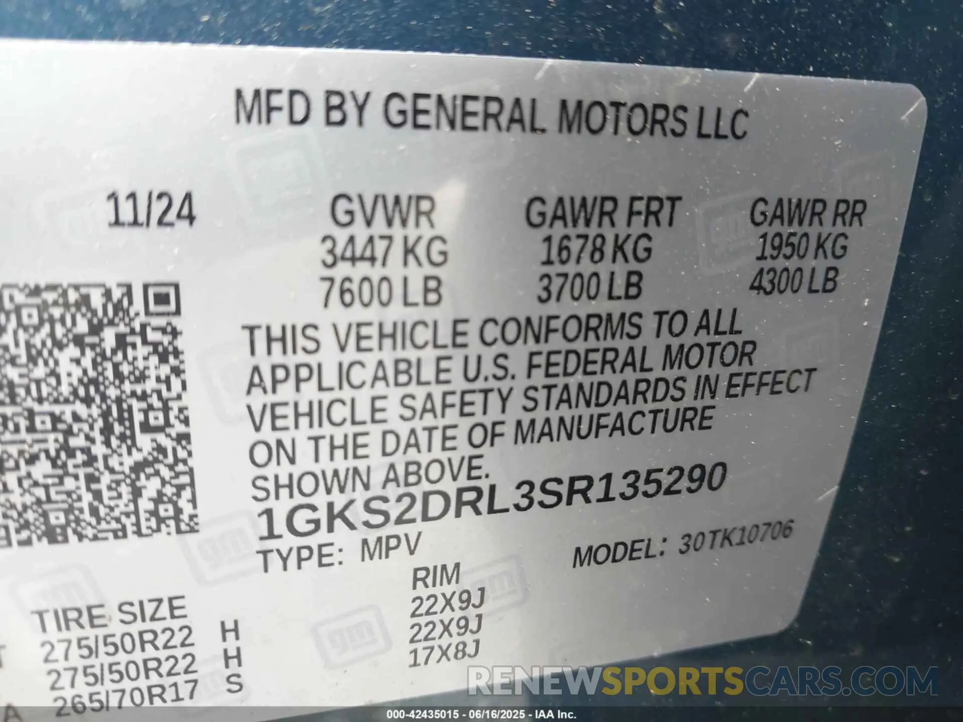 9 fotografías del automóvil dañado 1GKS2DRL3SR135290 GMC YUKON 2025
