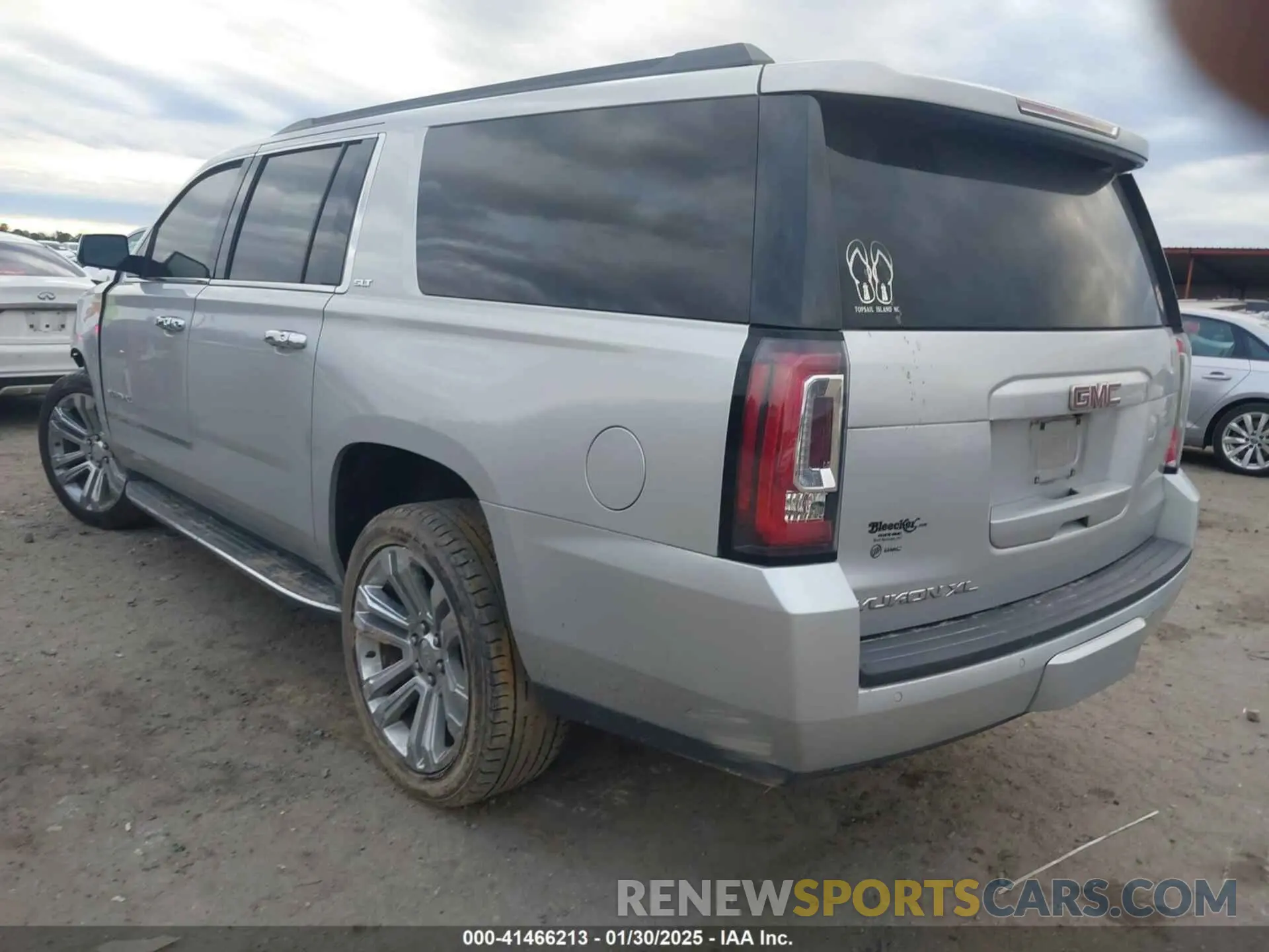 3 fotografías del automóvil dañado 1GKS1GKC8KR383694 GMC YUKON XL 2019