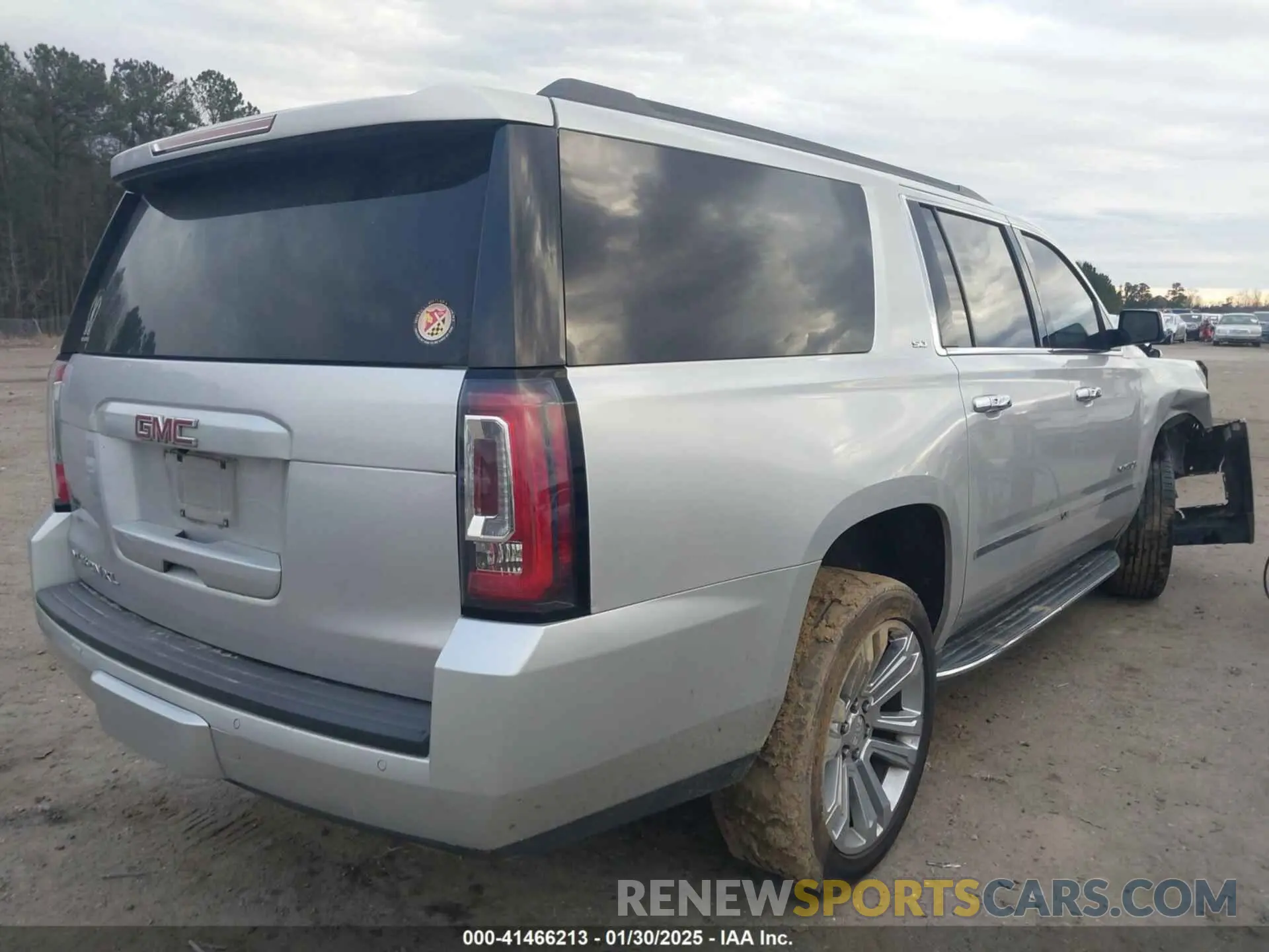 4 fotografías del automóvil dañado 1GKS1GKC8KR383694 GMC YUKON XL 2019