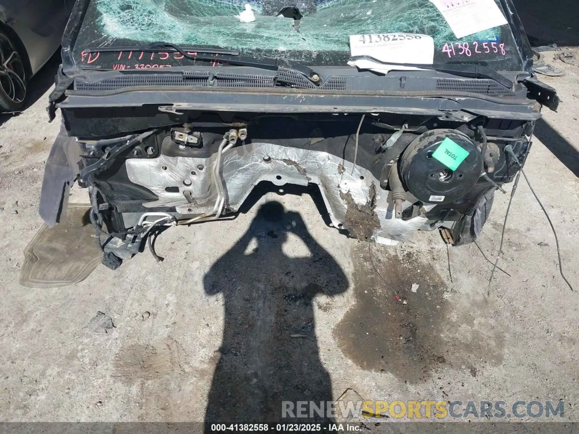 10 fotografías del automóvil dañado 1GKS1HKJ2KR220057 GMC YUKON XL 2019