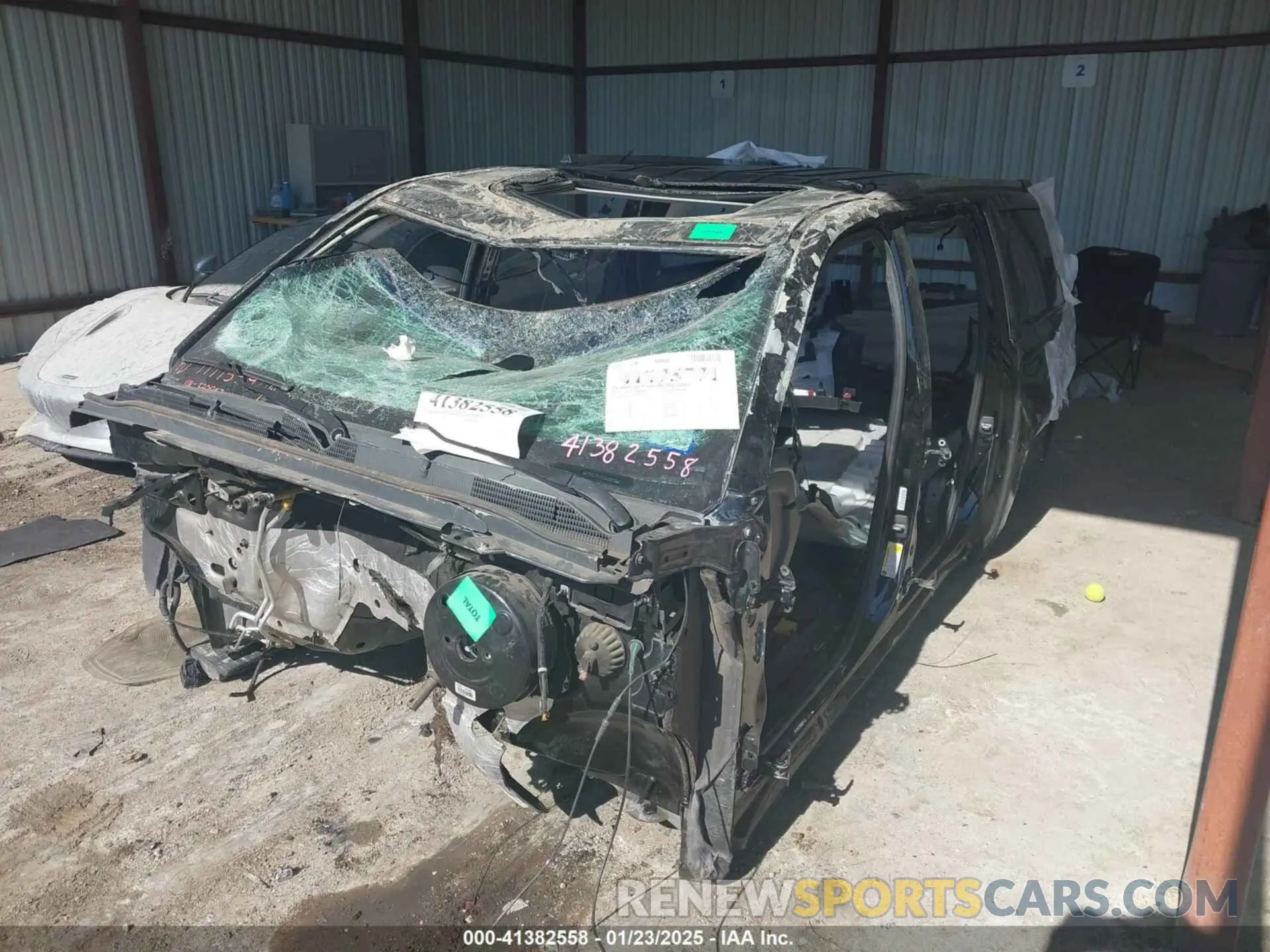 2 fotografías del automóvil dañado 1GKS1HKJ2KR220057 GMC YUKON XL 2019