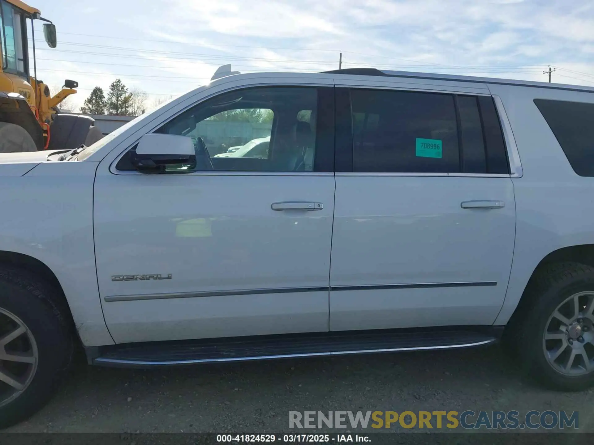 14 fotografías del automóvil dañado 1GKS1HKJ8KR378385 GMC YUKON XL 2019