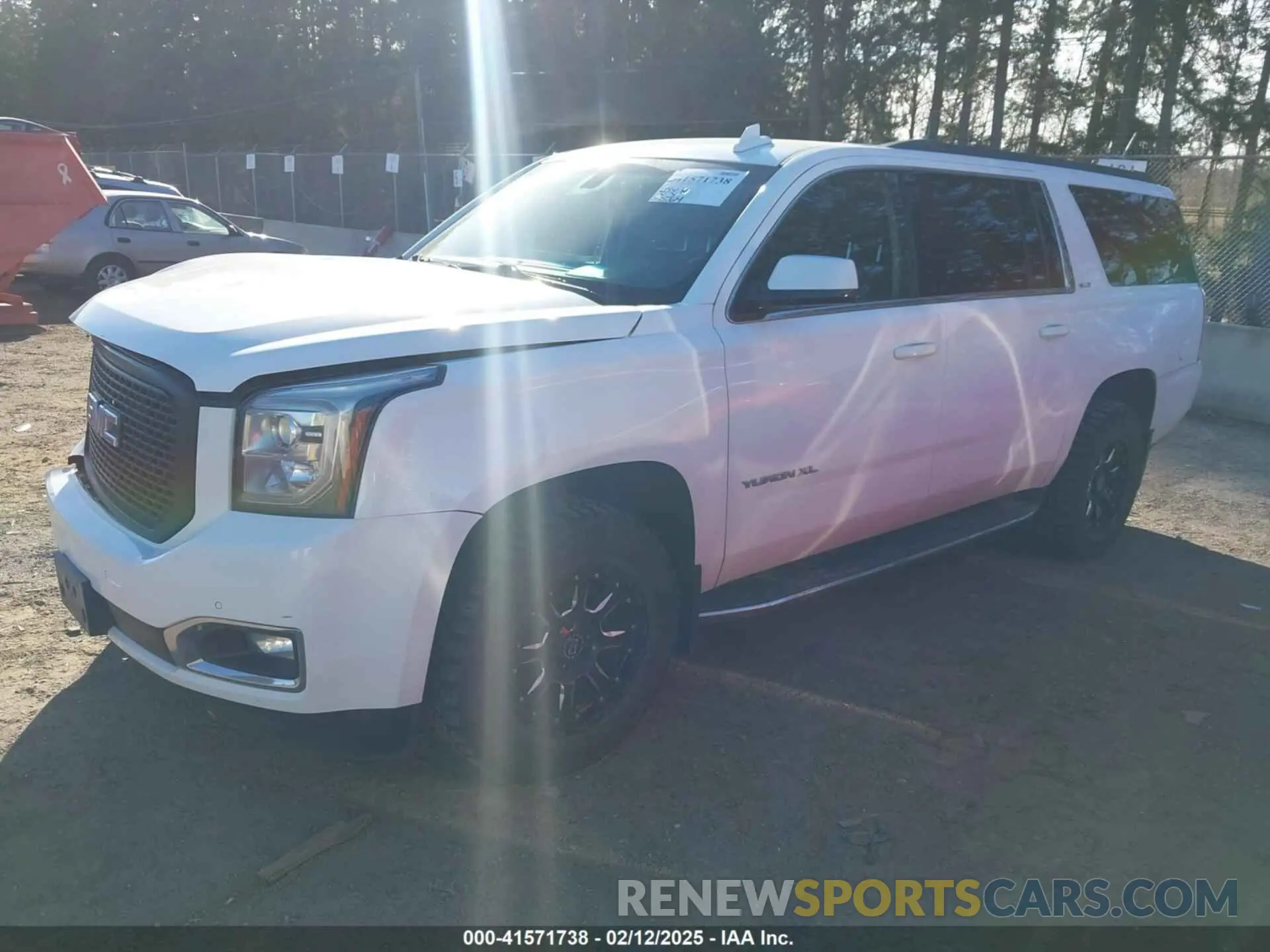 2 fotografías del automóvil dañado 1GKS2FKC9KR147823 GMC YUKON XL 2019