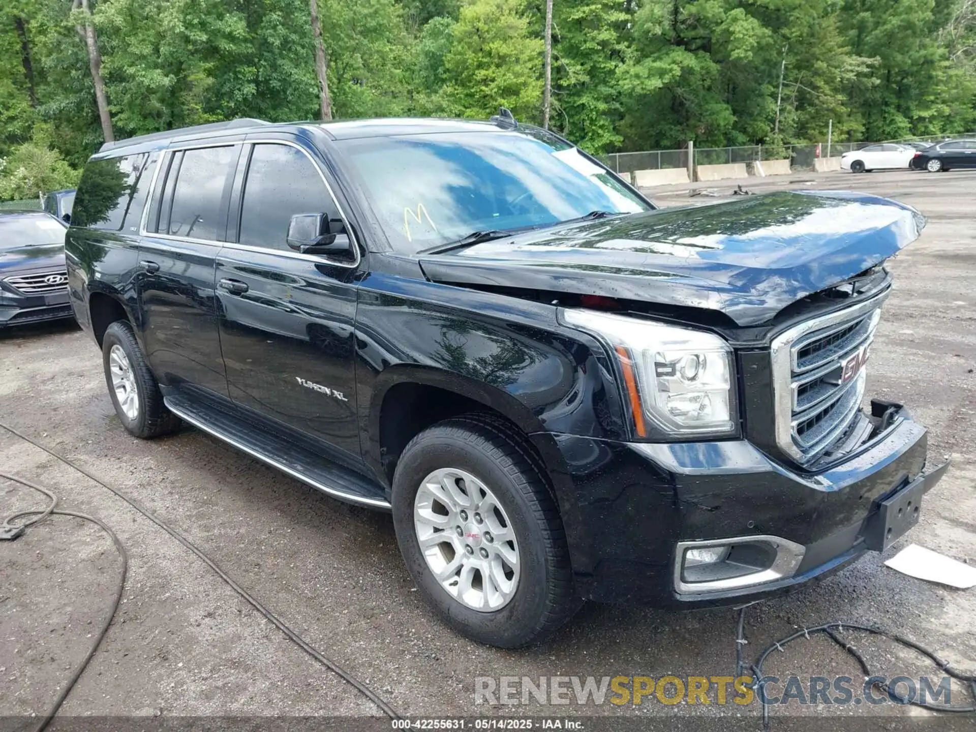 1 fotografías del automóvil dañado 1GKS2GKC0KR394301 GMC YUKON XL 2019