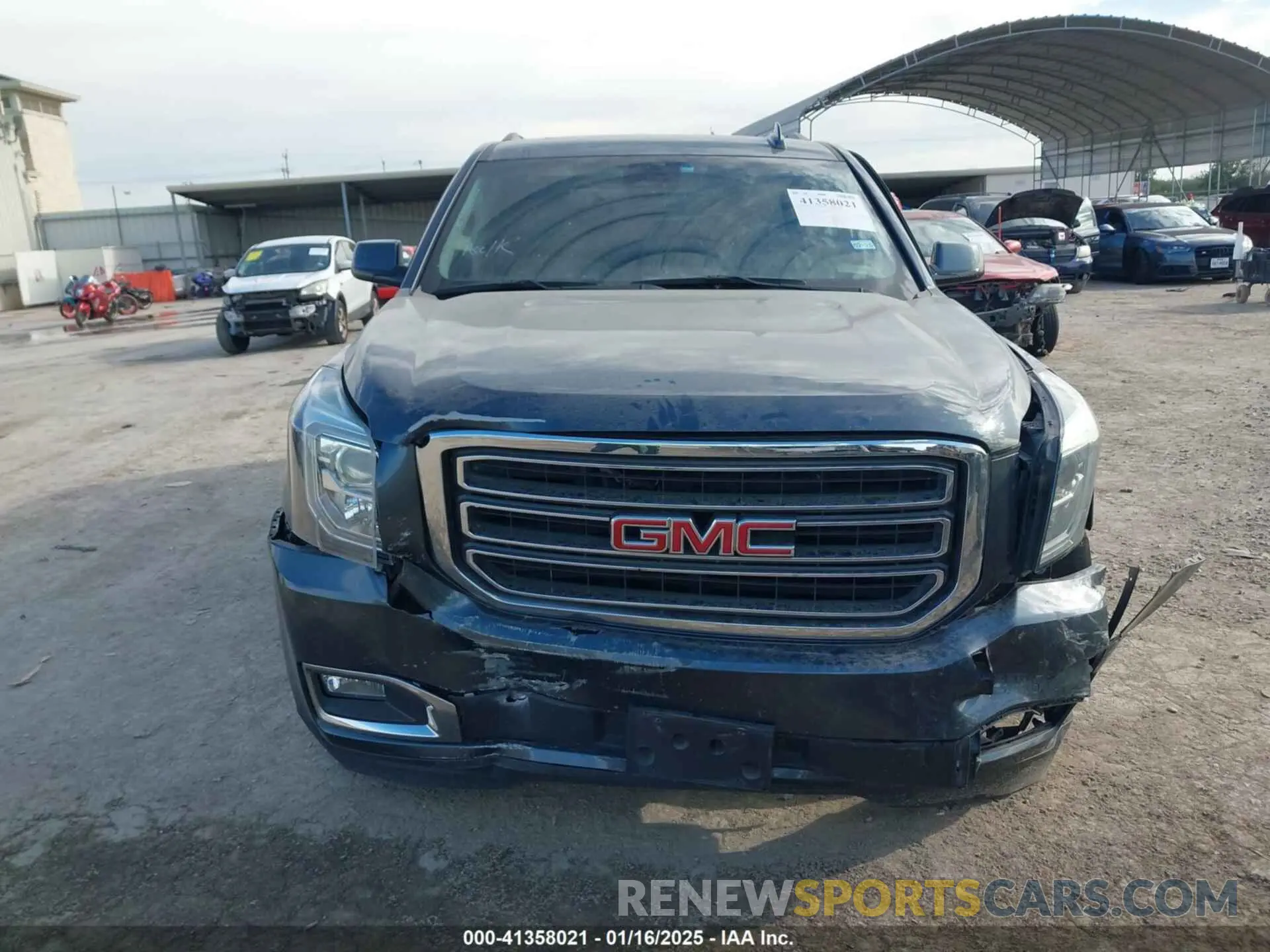 13 fotografías del automóvil dañado 1GKS2GKC2KR313251 GMC YUKON XL 2019