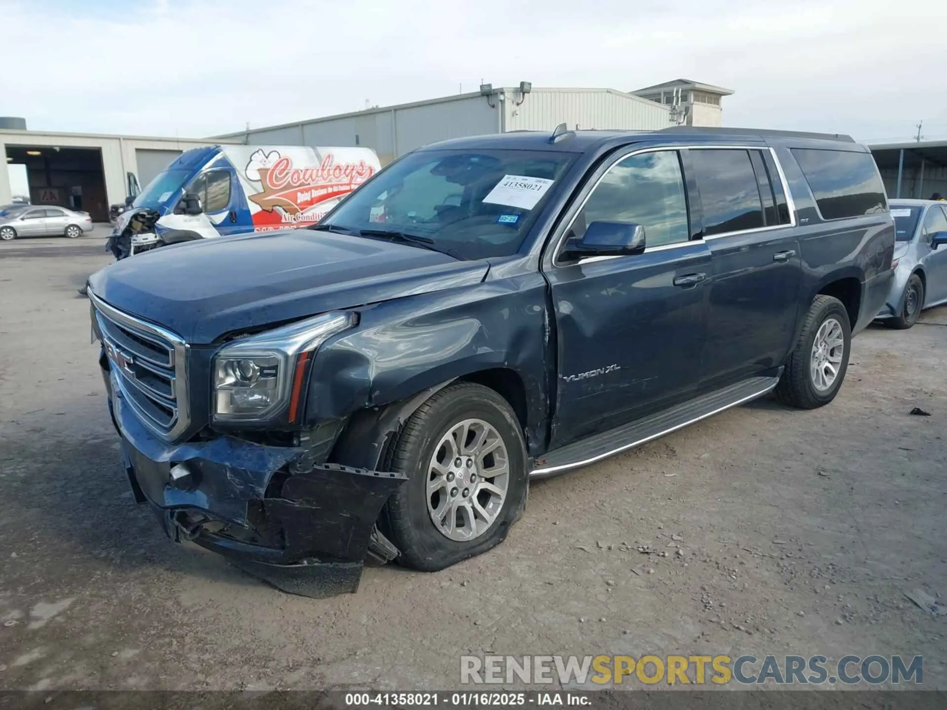 2 fotografías del automóvil dañado 1GKS2GKC2KR313251 GMC YUKON XL 2019