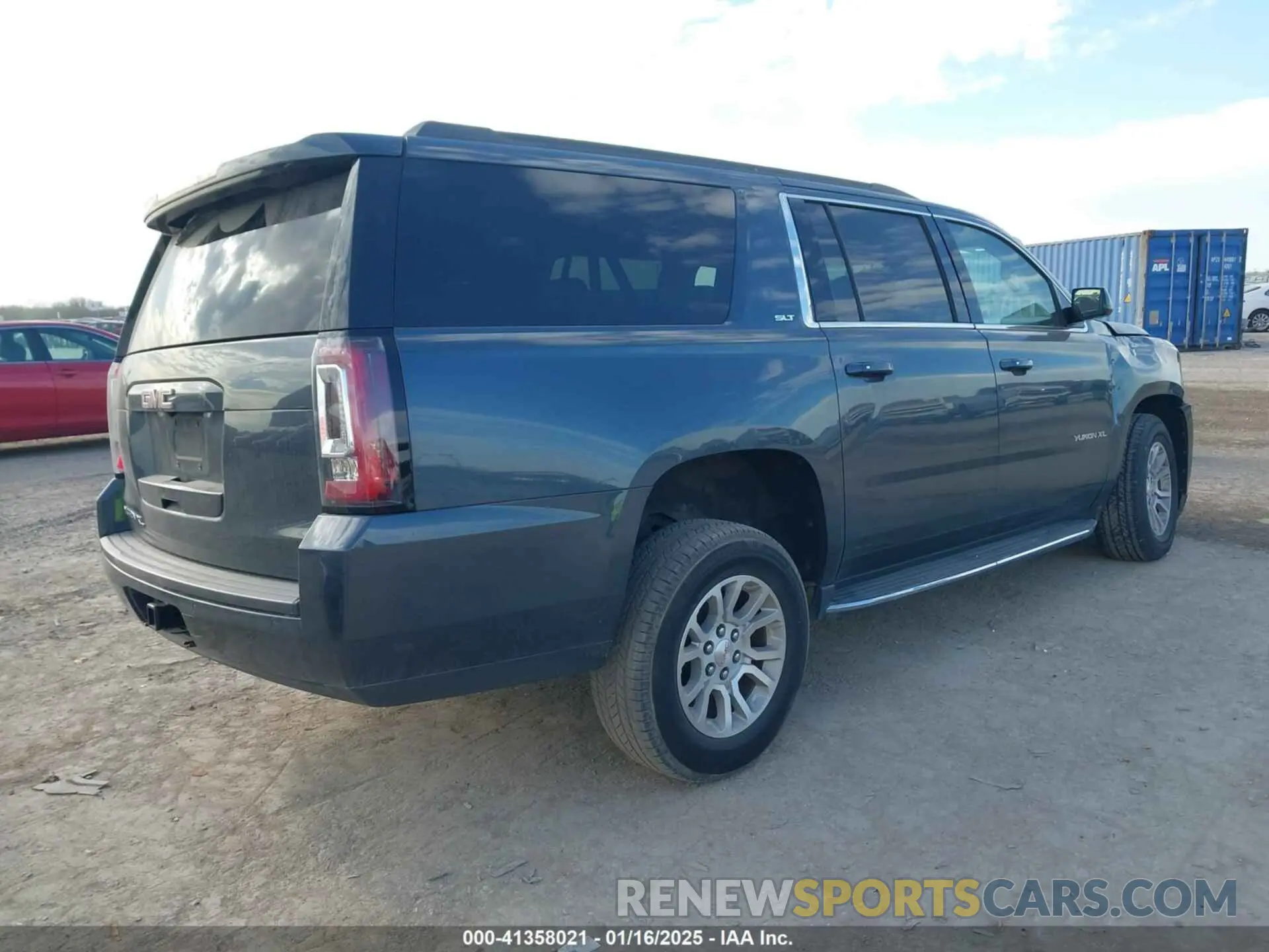 4 fotografías del automóvil dañado 1GKS2GKC2KR313251 GMC YUKON XL 2019