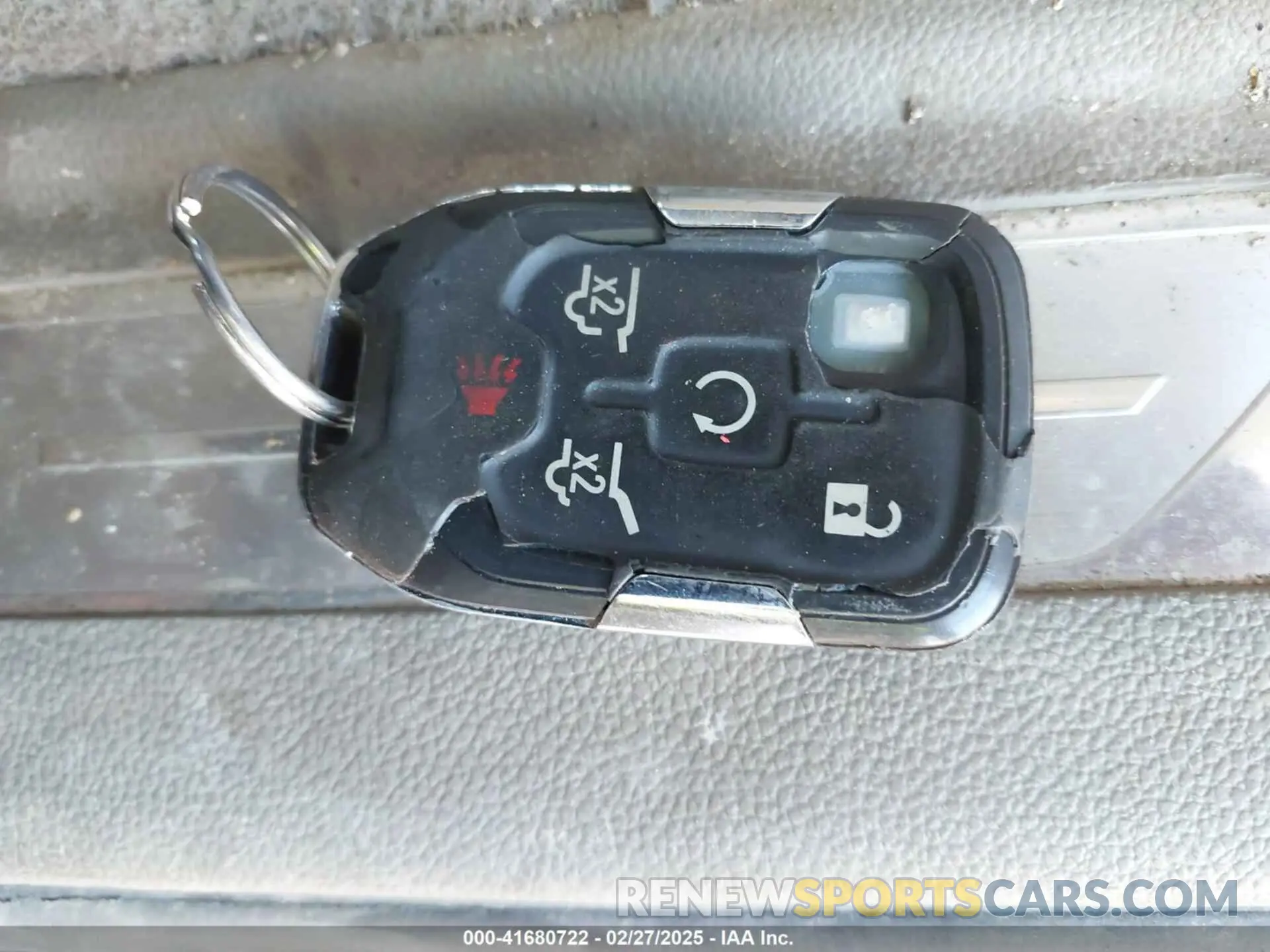 11 fotografías del automóvil dañado 1GKS2GKC2KR343513 GMC YUKON XL 2019