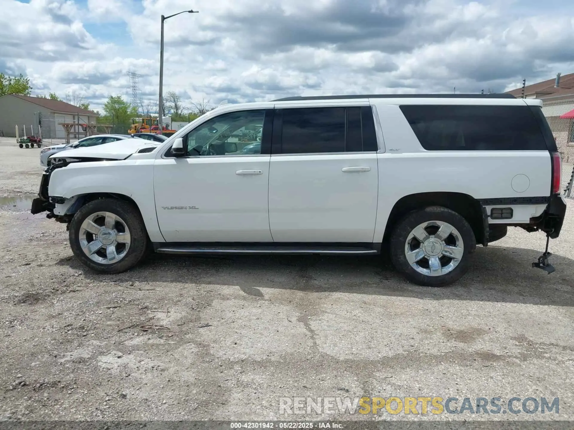 14 fotografías del automóvil dañado 1GKS2GKCXKR280239 GMC YUKON XL 2019