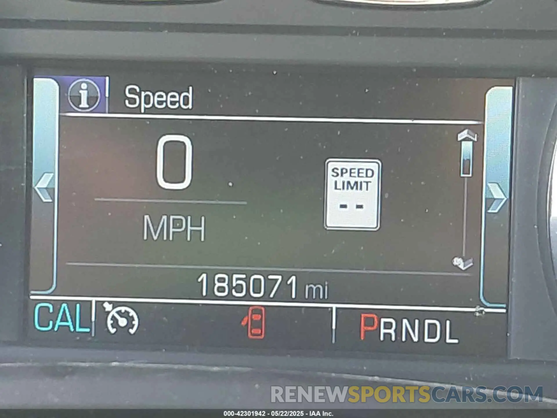 15 fotografías del automóvil dañado 1GKS2GKCXKR280239 GMC YUKON XL 2019