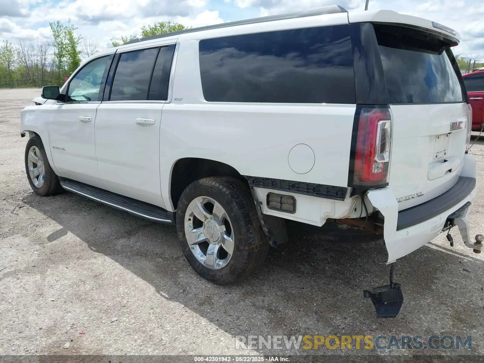 3 fotografías del automóvil dañado 1GKS2GKCXKR280239 GMC YUKON XL 2019