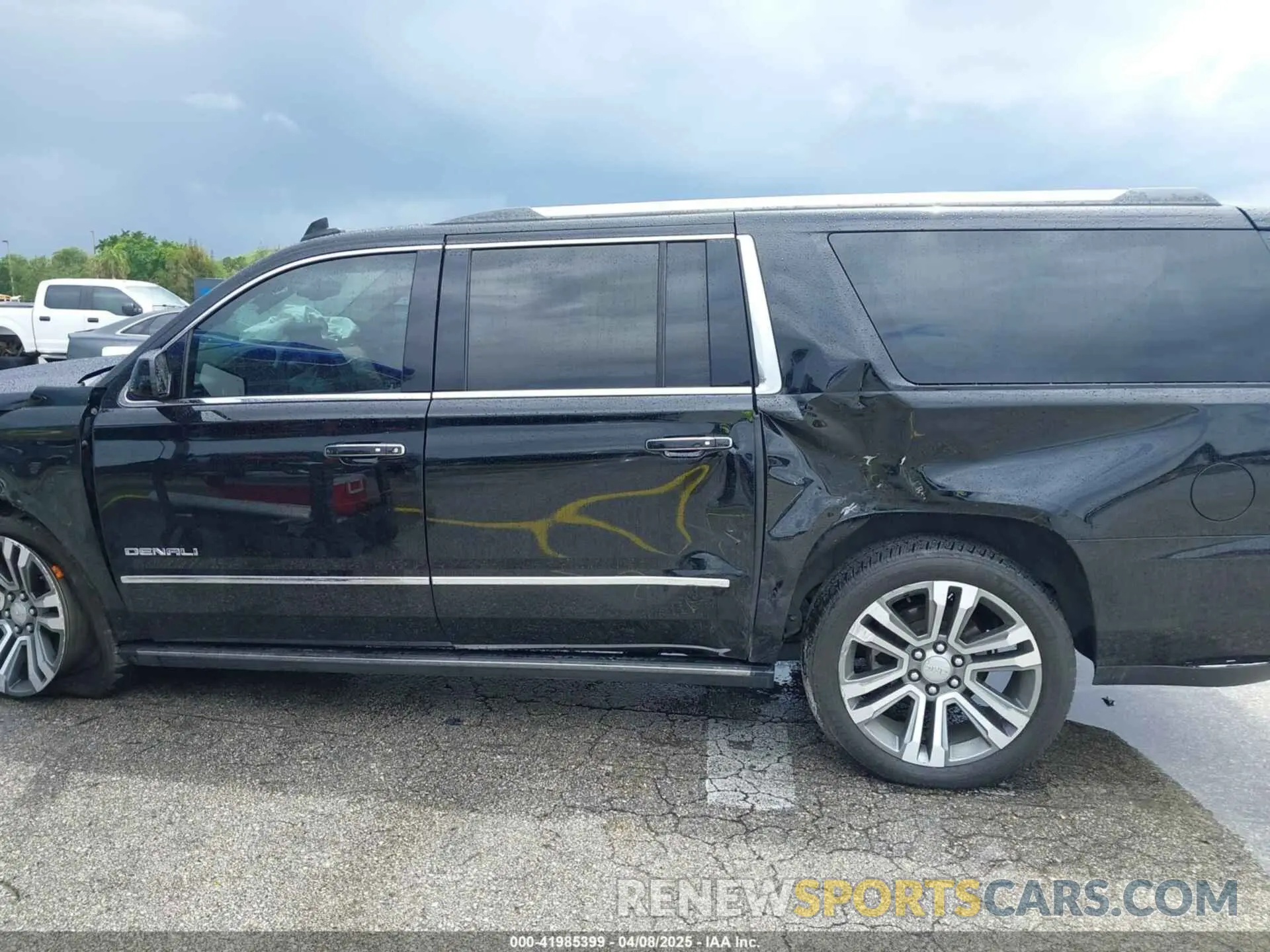 14 fotografías del automóvil dañado 1GKS2HKJ4KR224558 GMC YUKON XL 2019