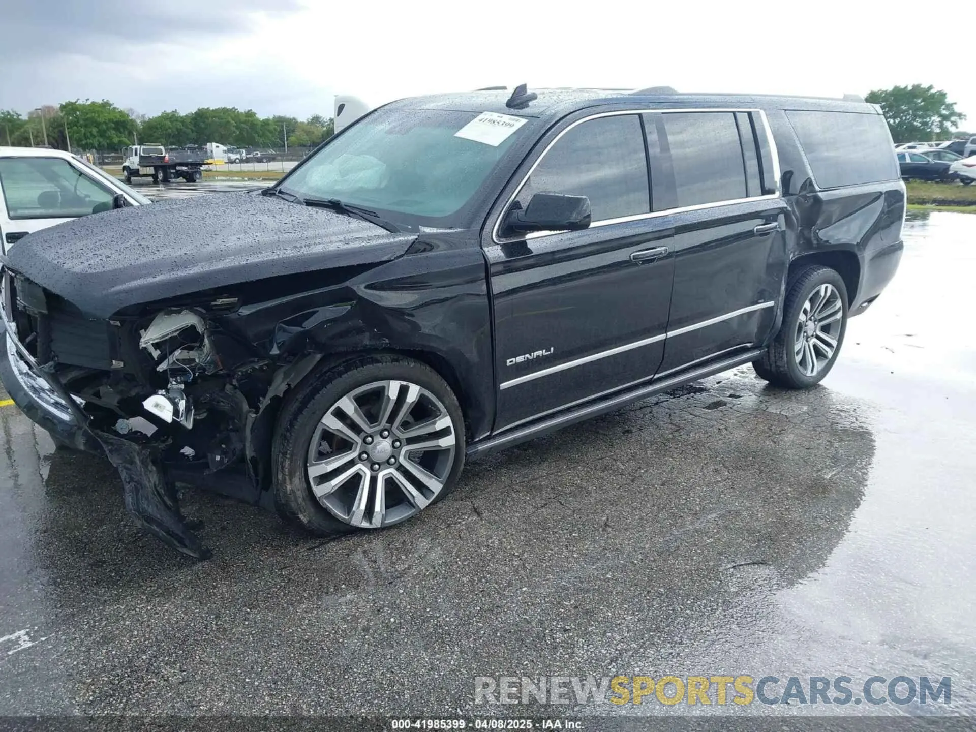 2 fotografías del automóvil dañado 1GKS2HKJ4KR224558 GMC YUKON XL 2019