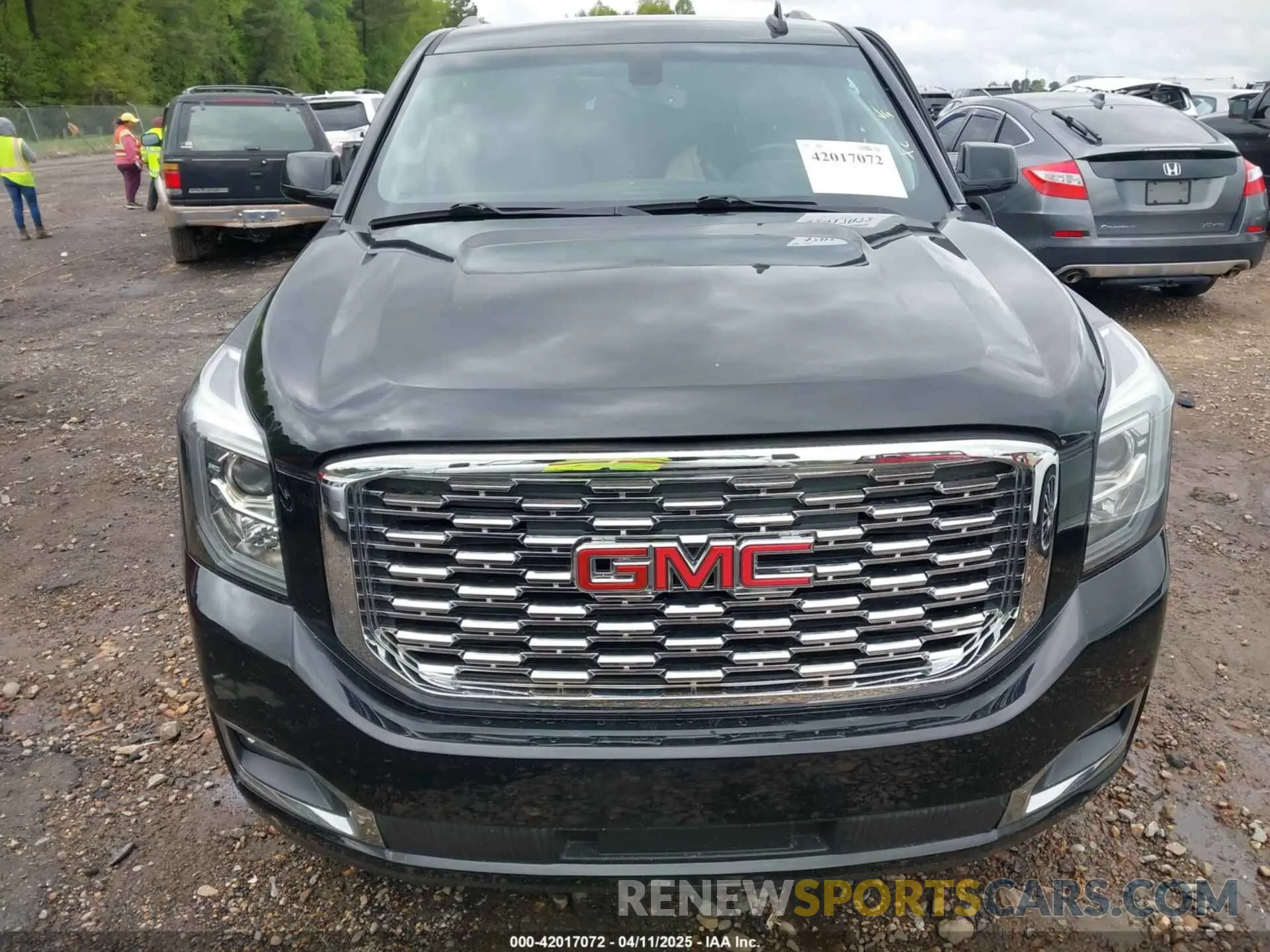 12 fotografías del automóvil dañado 1GKS1FKC2LR127918 GMC YUKON XL 2020