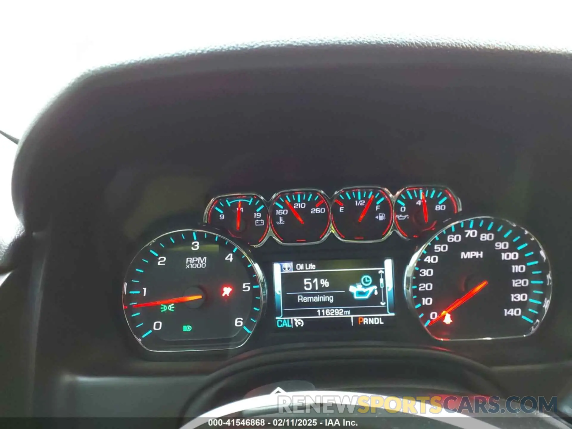 7 fotografías del automóvil dañado 1GKS1GKC3LR161436 GMC YUKON XL 2020