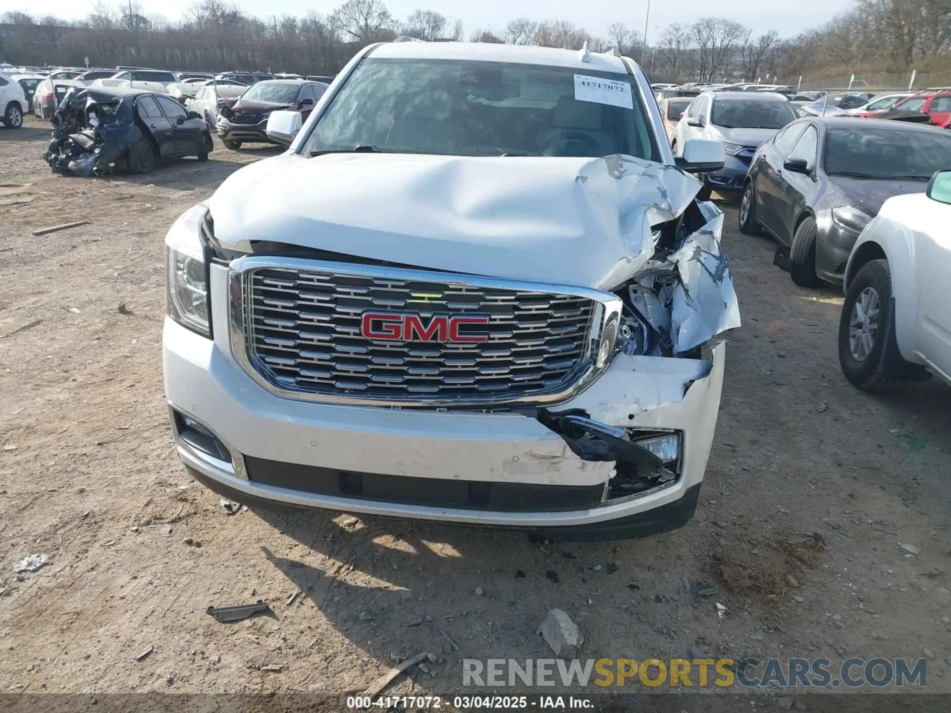 12 fotografías del automóvil dañado 1GKS1HKJ6LR282854 GMC YUKON XL 2020