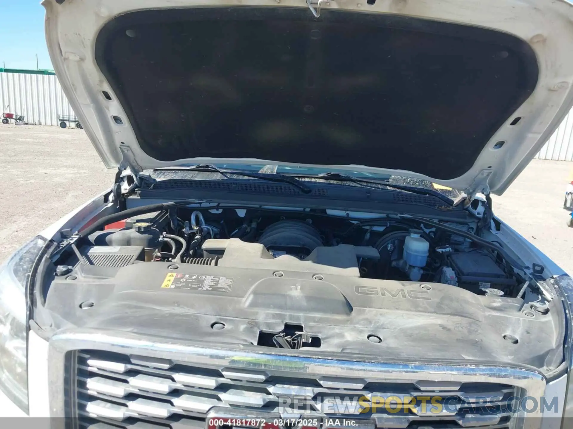10 fotografías del automóvil dañado 1GKS2HKJ9LR298494 GMC YUKON XL 2020