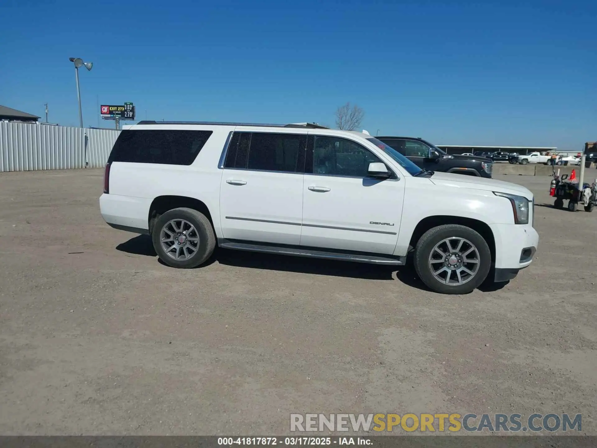 13 fotografías del automóvil dañado 1GKS2HKJ9LR298494 GMC YUKON XL 2020