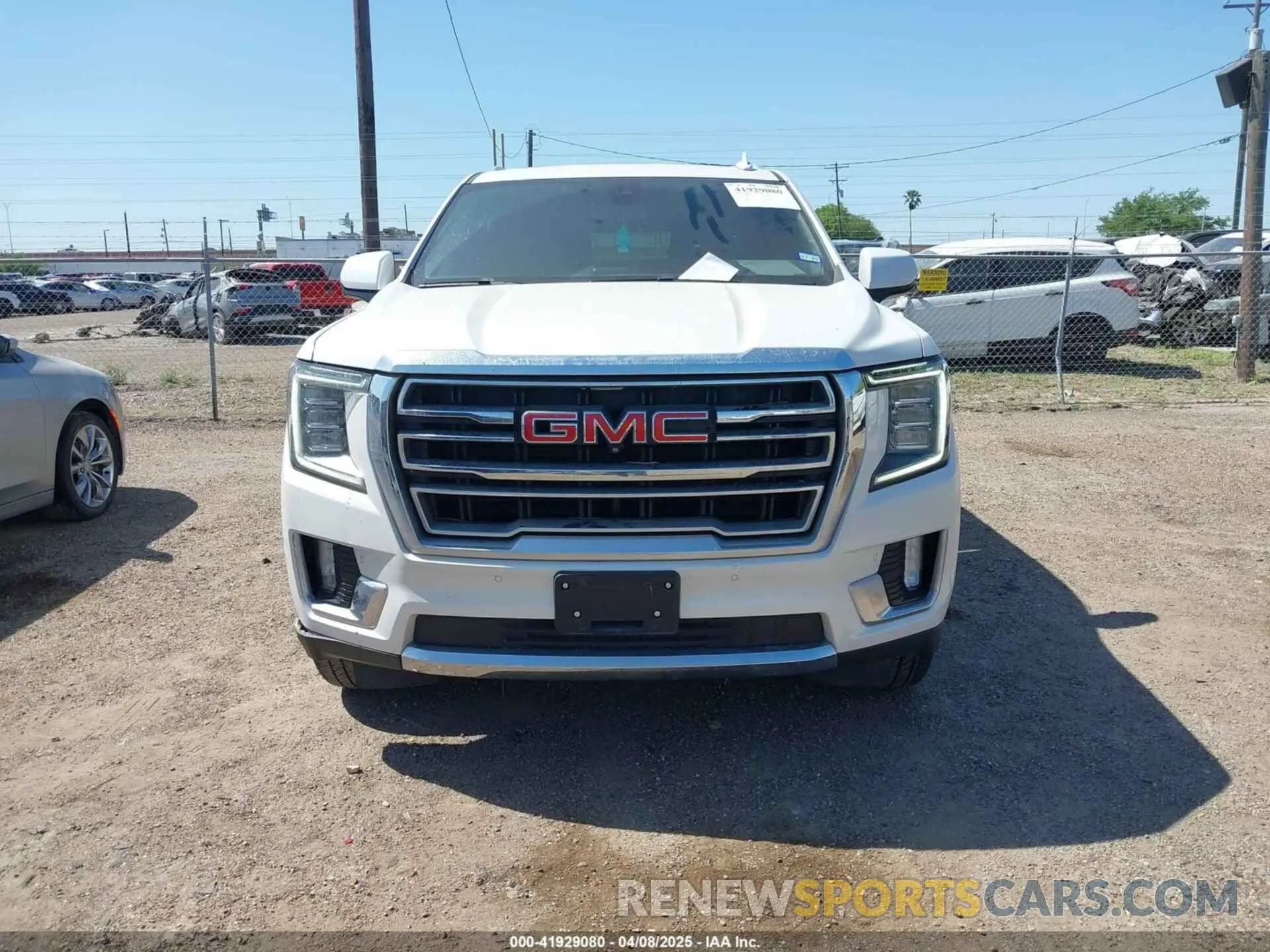 12 fotografías del automóvil dañado 1GKS1GKD2MR400548 GMC YUKON XL 2021