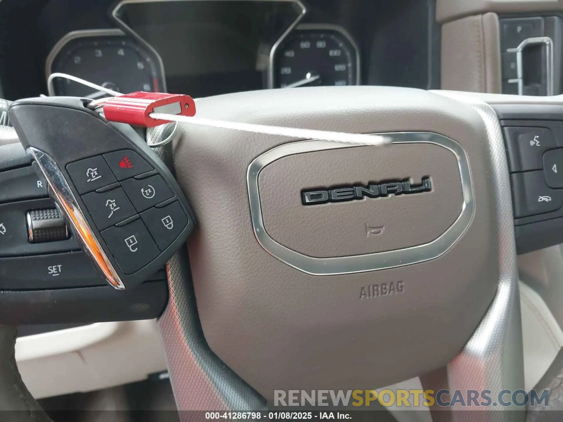 11 fotografías del automóvil dañado 1GKS1JKLXMR438811 GMC YUKON XL 2021