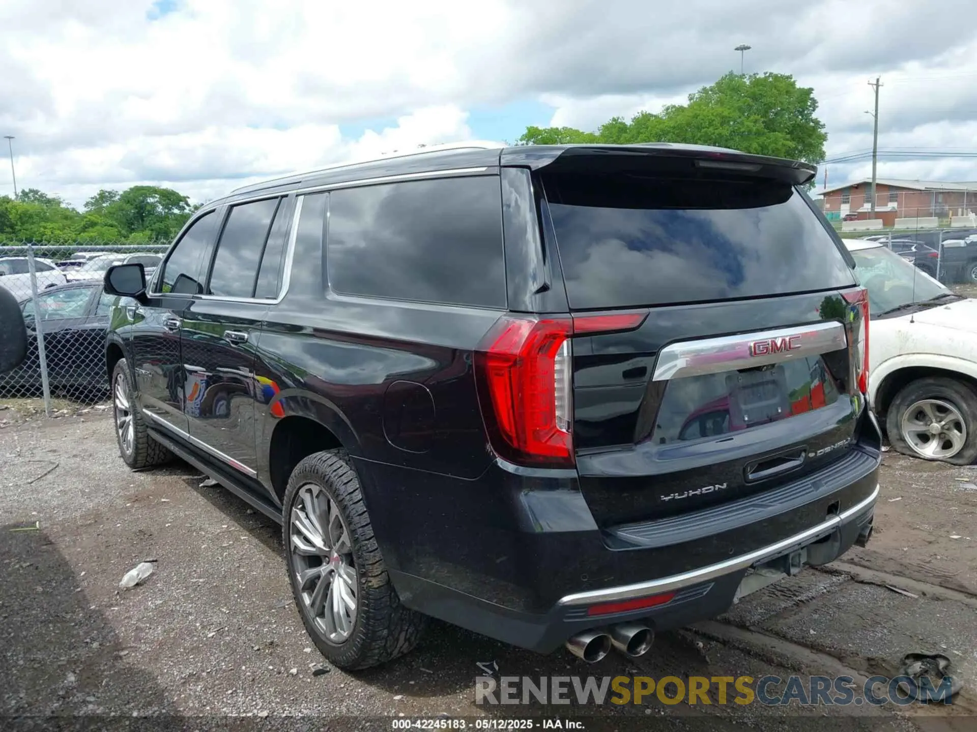 14 fotografías del automóvil dañado 1GKS2JKL2MR142534 GMC YUKON XL 2021