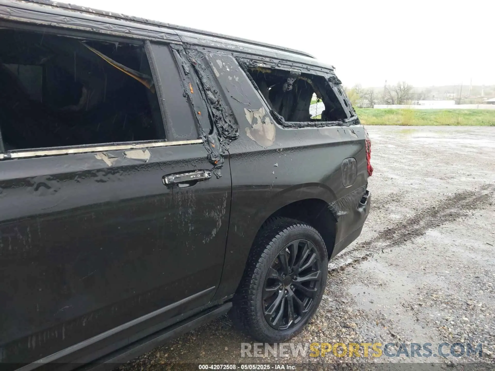11 fotografías del automóvil dañado 1GKS2JKL2MR175405 GMC YUKON XL 2021