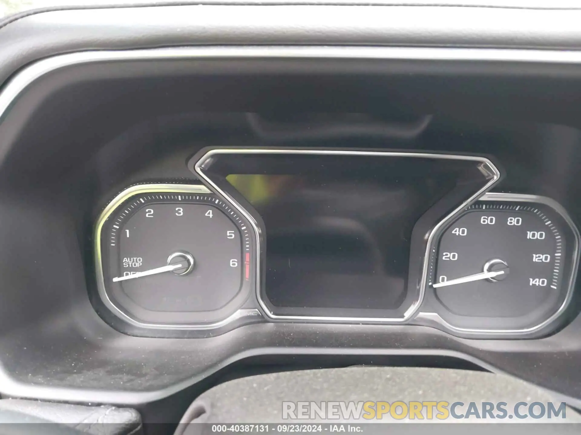 14 fotografías del automóvil dañado 1GKS2JKLXMR357630 GMC YUKON XL 2021