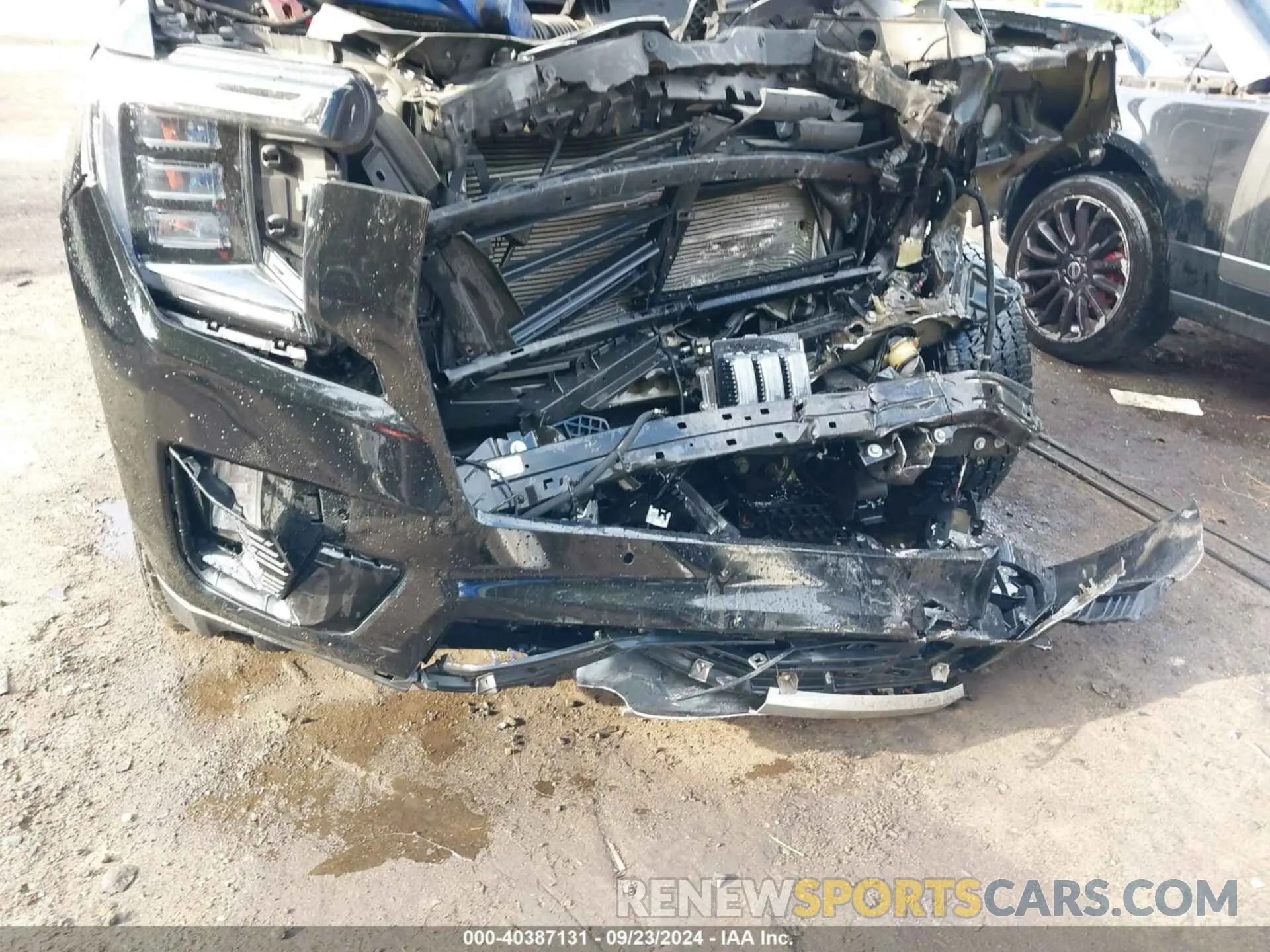 6 fotografías del automóvil dañado 1GKS2JKLXMR357630 GMC YUKON XL 2021