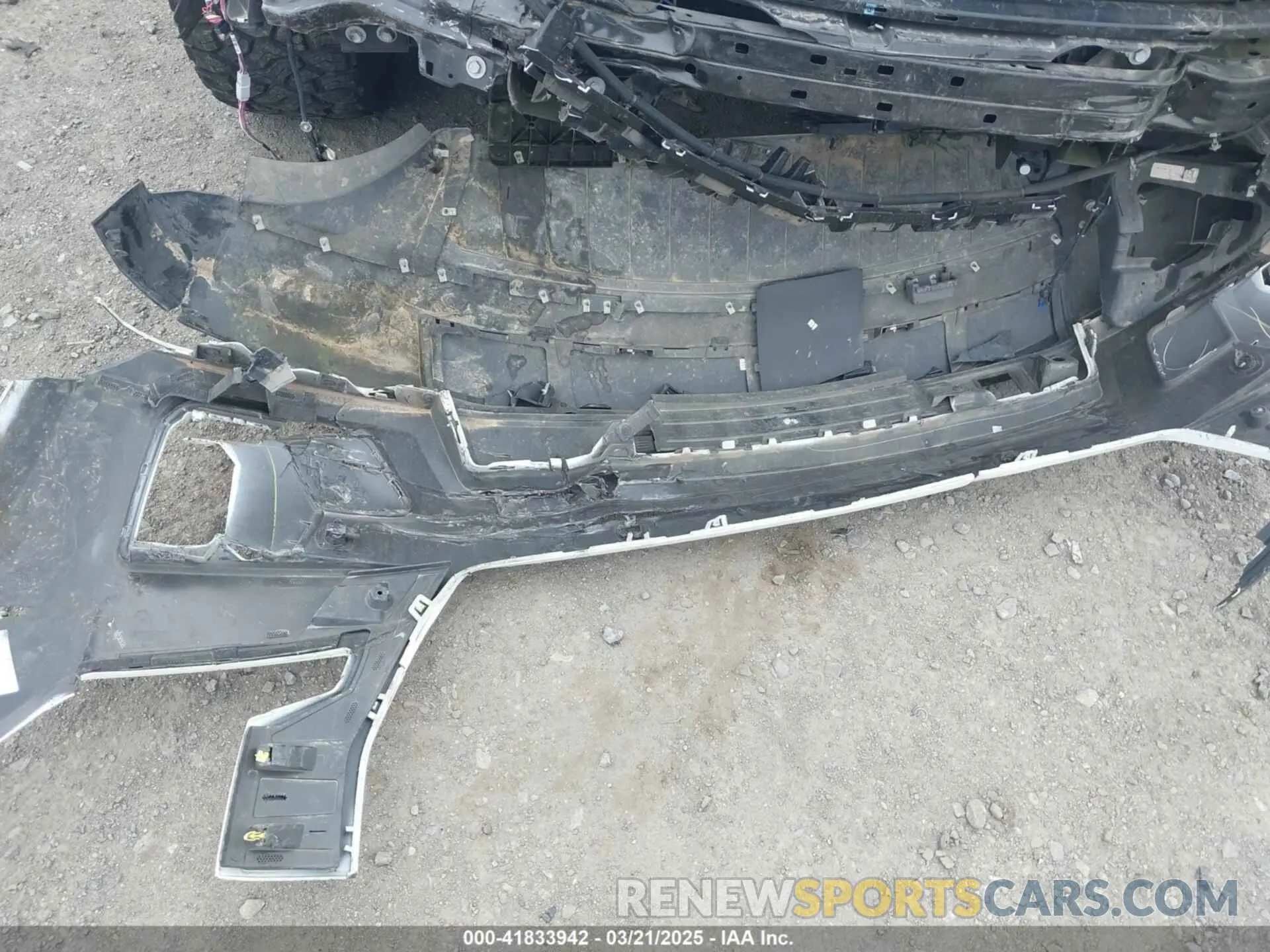 12 fotografías del automóvil dañado 1GKS1FKD3NR208664 GMC YUKON XL 2022