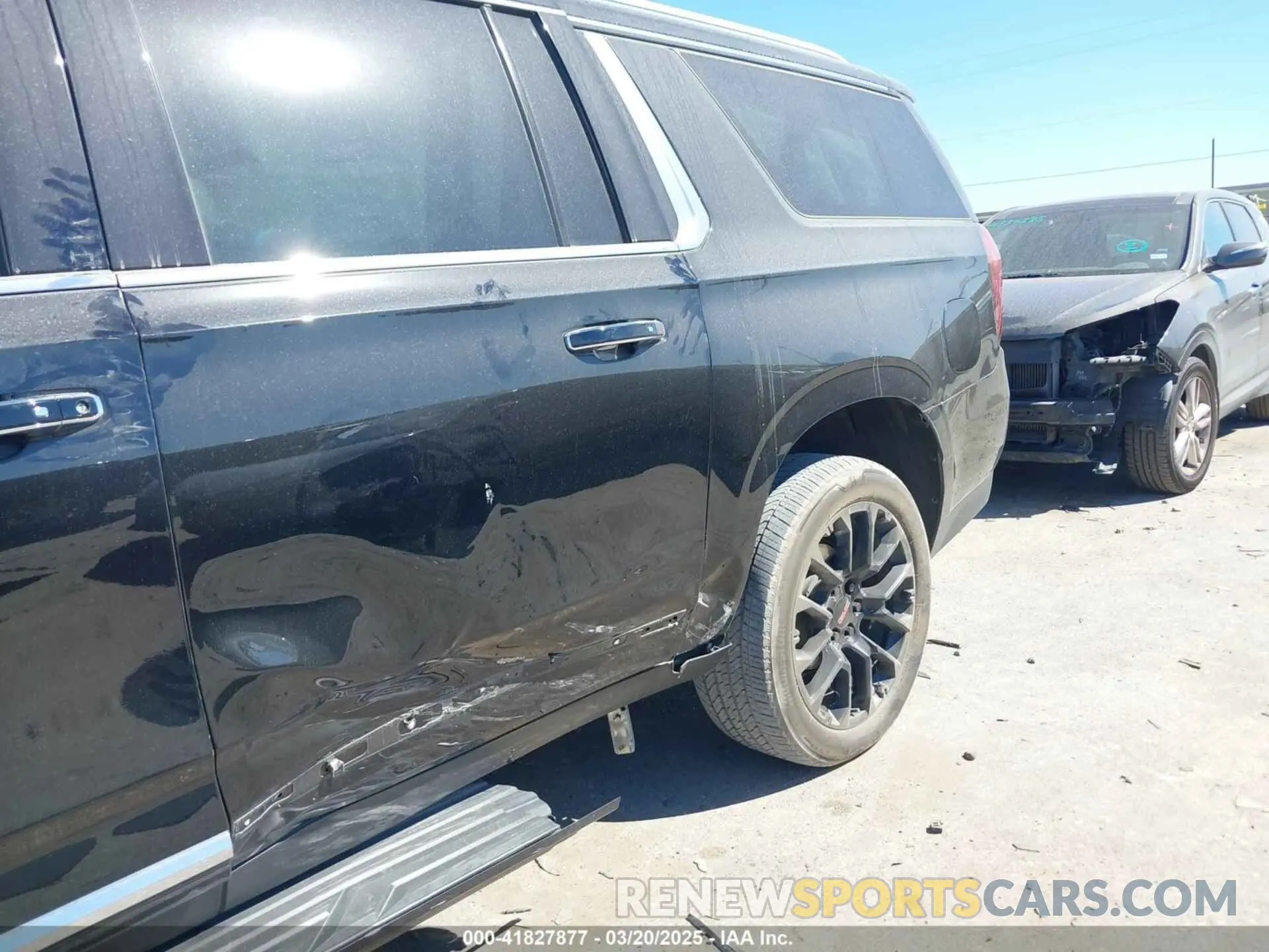 6 fotografías del automóvil dañado 1GKS1GKD0NR306038 GMC YUKON XL 2022