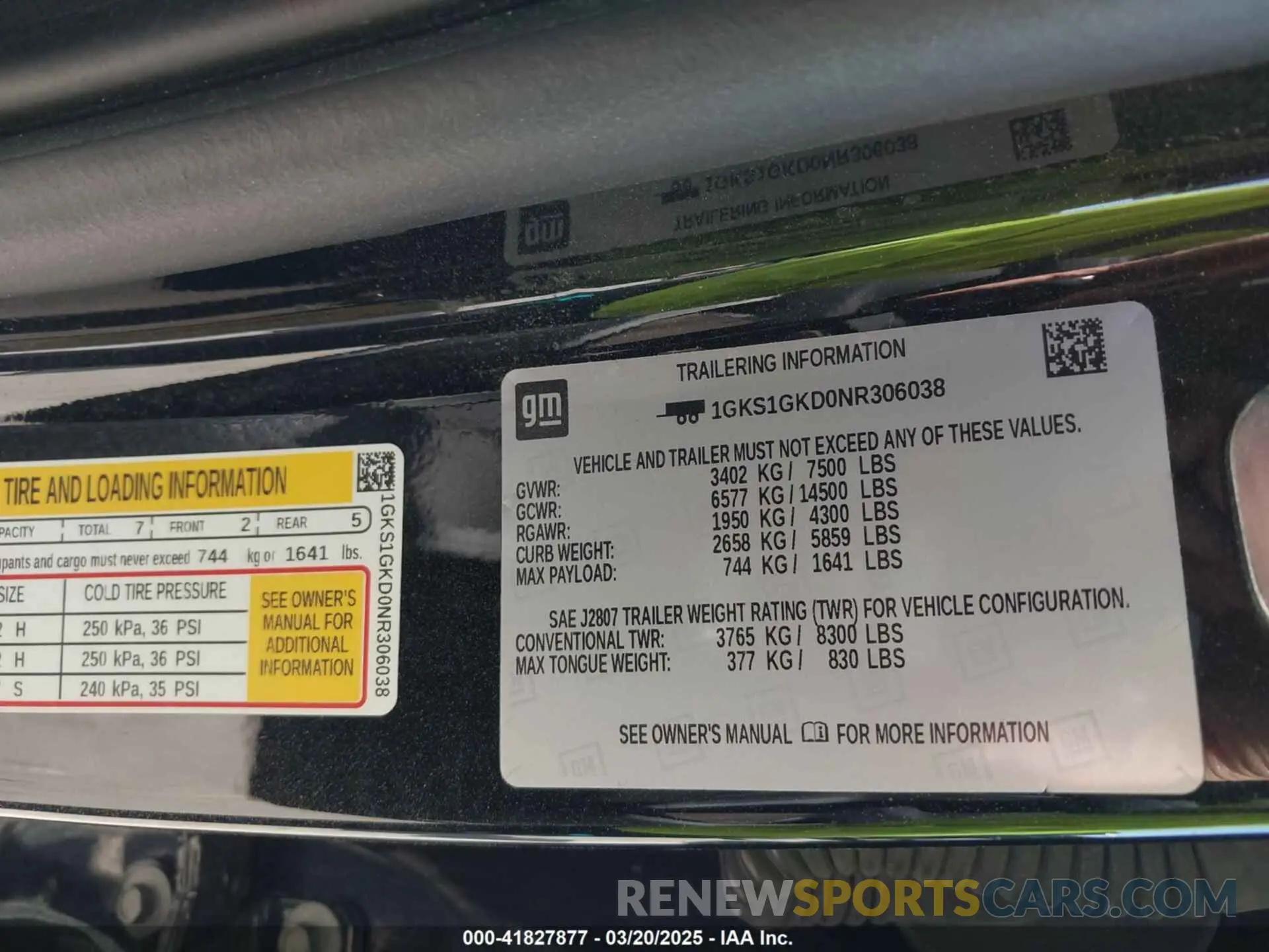 9 fotografías del automóvil dañado 1GKS1GKD0NR306038 GMC YUKON XL 2022