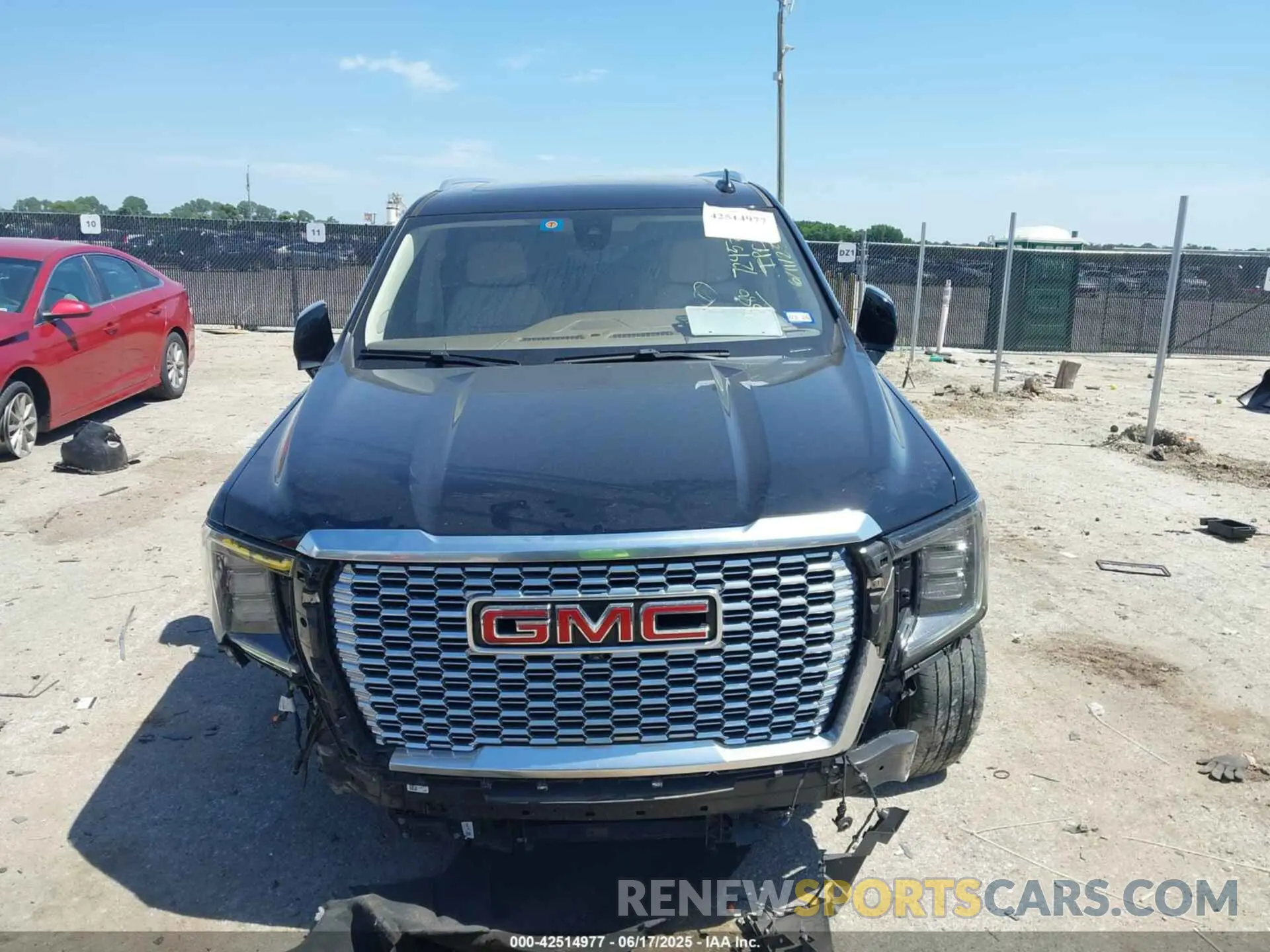 12 fotografías del automóvil dañado 1GKS1JKL1NR239311 GMC YUKON XL 2022