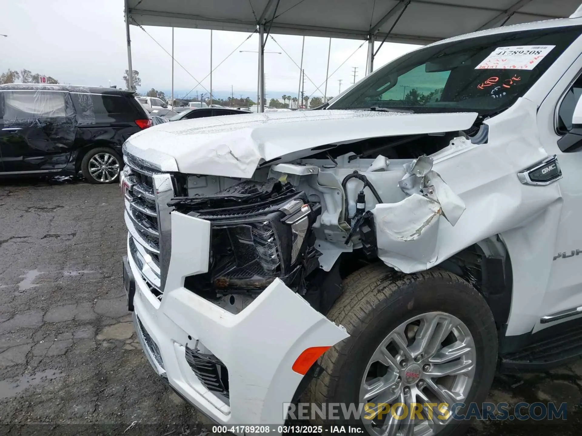 6 fotografías del automóvil dañado 1GKS2GKD6NR328395 GMC YUKON XL 2022