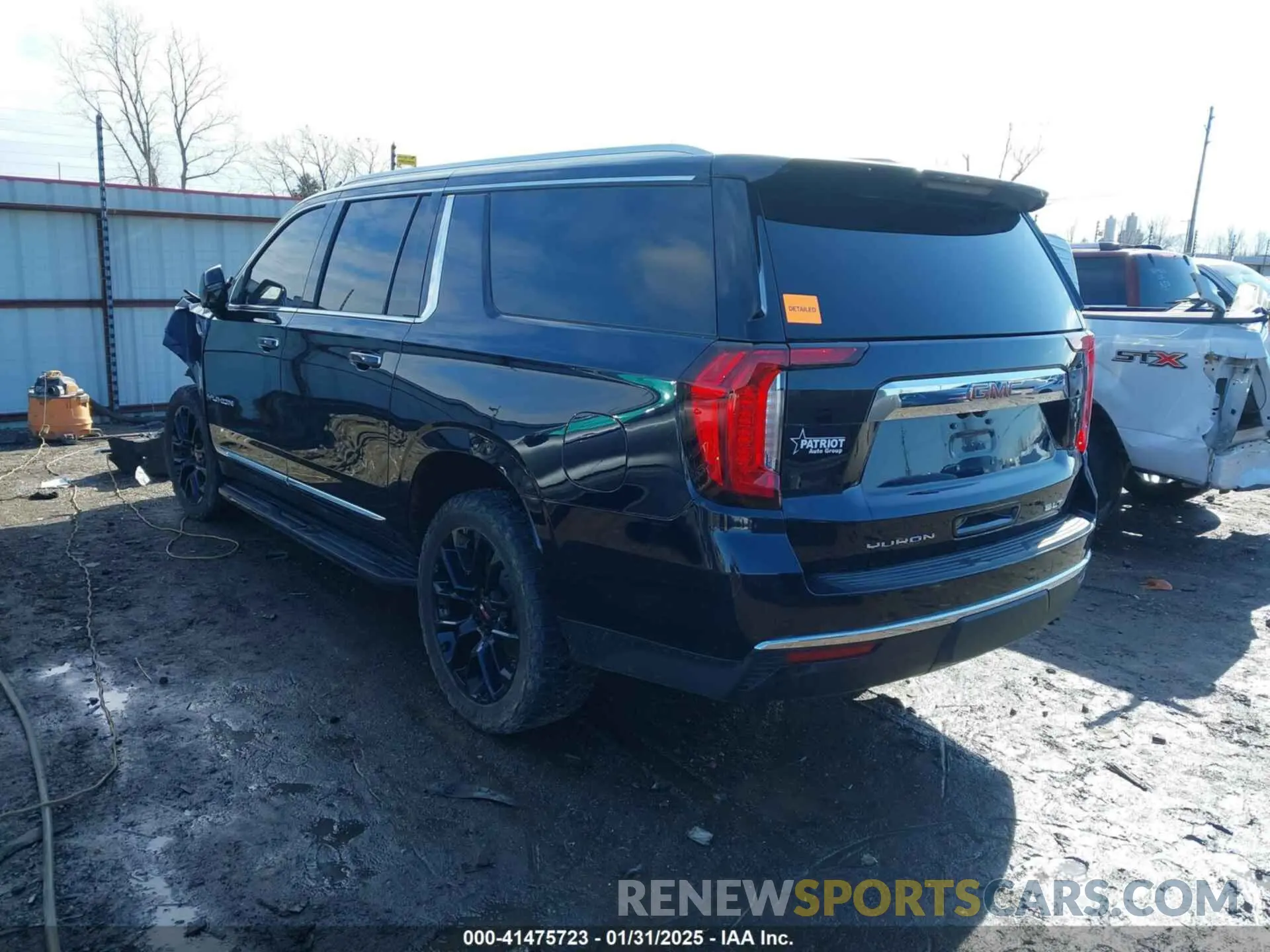 3 fotografías del automóvil dañado 1GKS2GKDXNR134694 GMC YUKON XL 2022