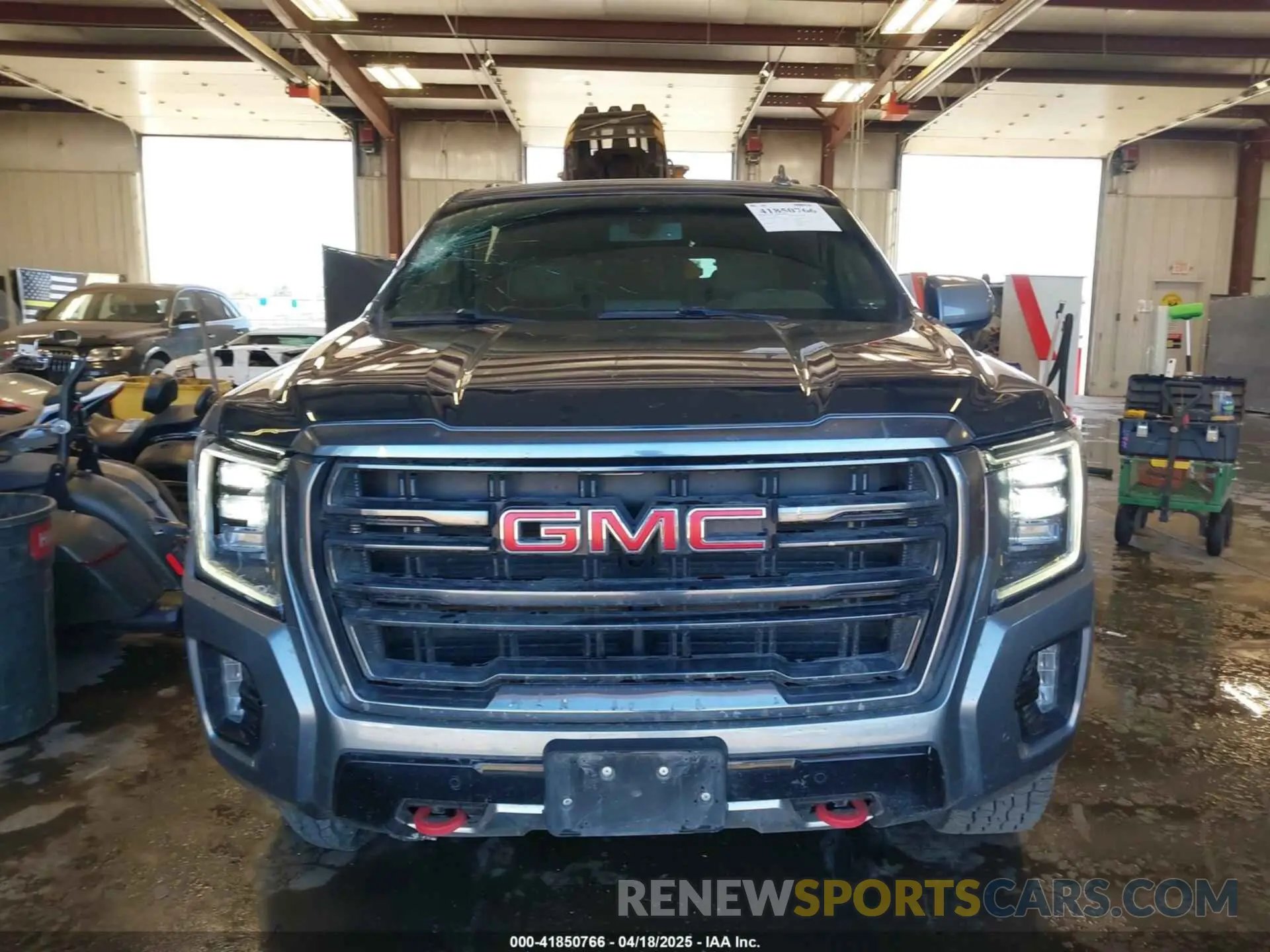 13 fotografías del automóvil dañado 1GKS2HKL0NR149203 GMC YUKON XL 2022