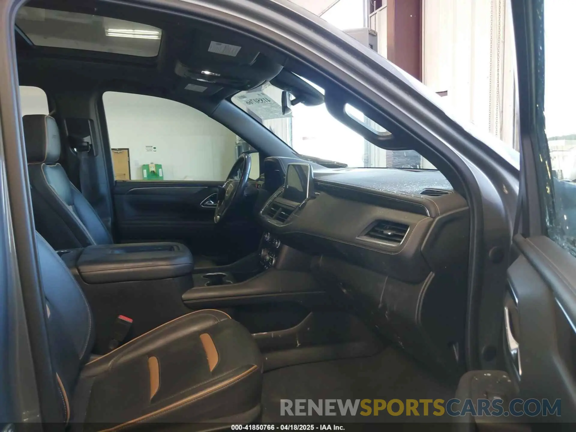 5 fotografías del automóvil dañado 1GKS2HKL0NR149203 GMC YUKON XL 2022