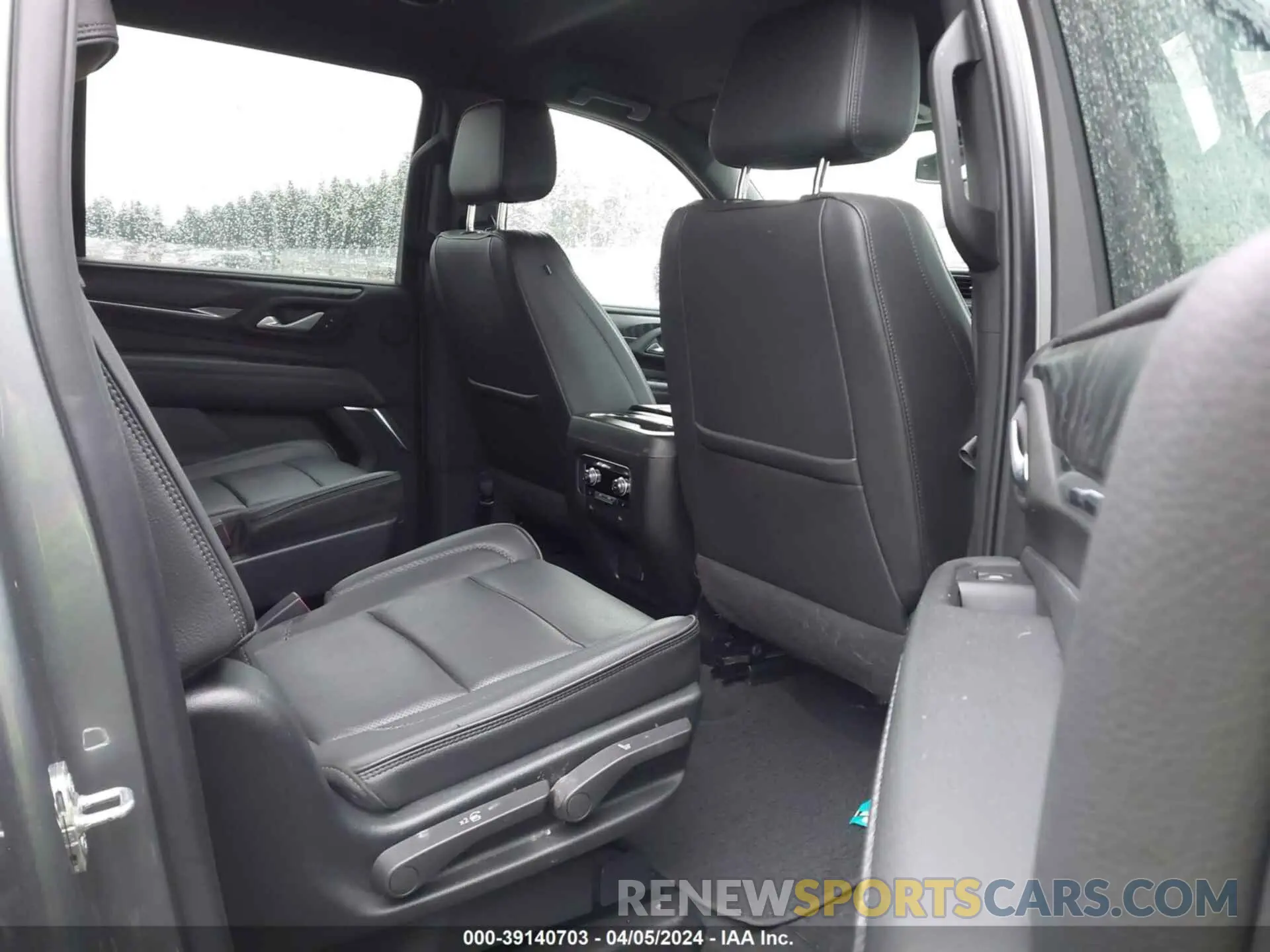8 fotografías del automóvil dañado 1GKS2JKL1NR208671 GMC YUKON XL 2022