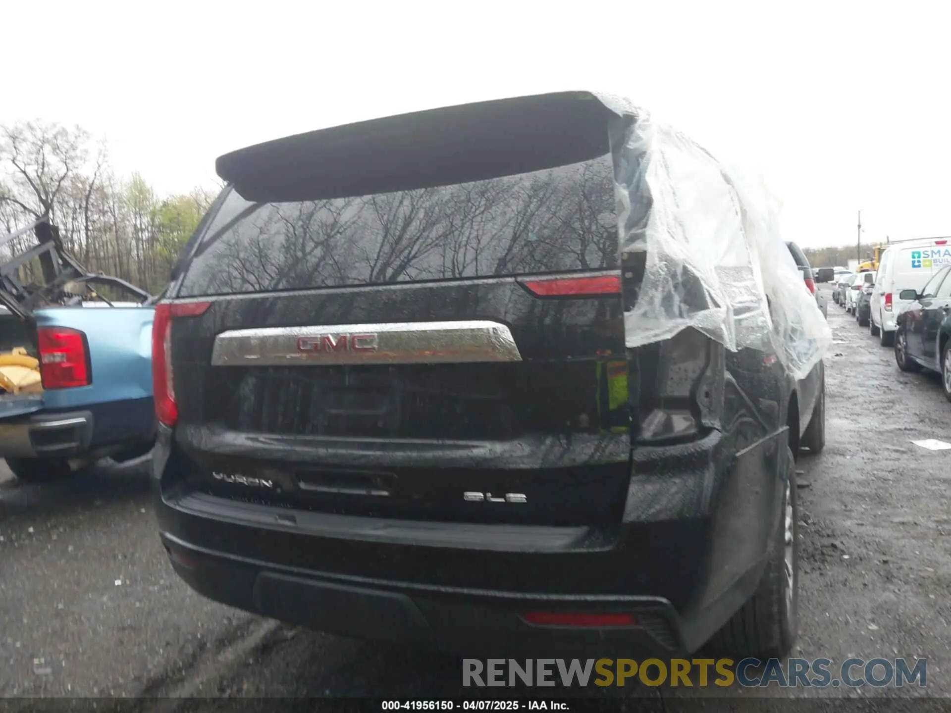 16 fotografías del automóvil dañado 1GKS2FKDXPR555330 GMC YUKON XL 2023