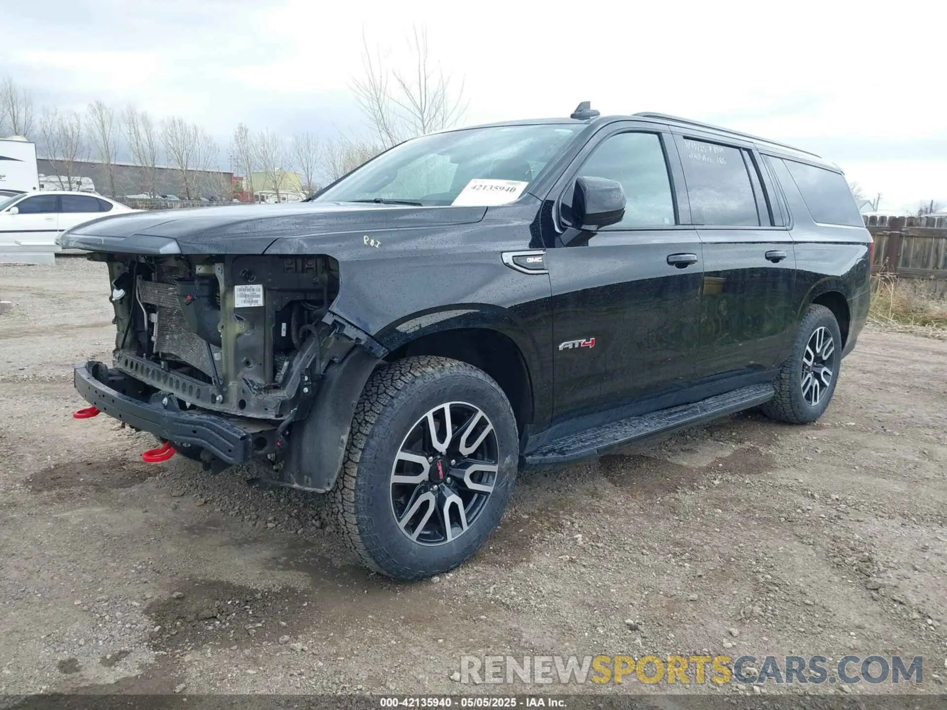 2 fotografías del automóvil dañado 1GKS2HKL8PR235216 GMC YUKON XL 2023