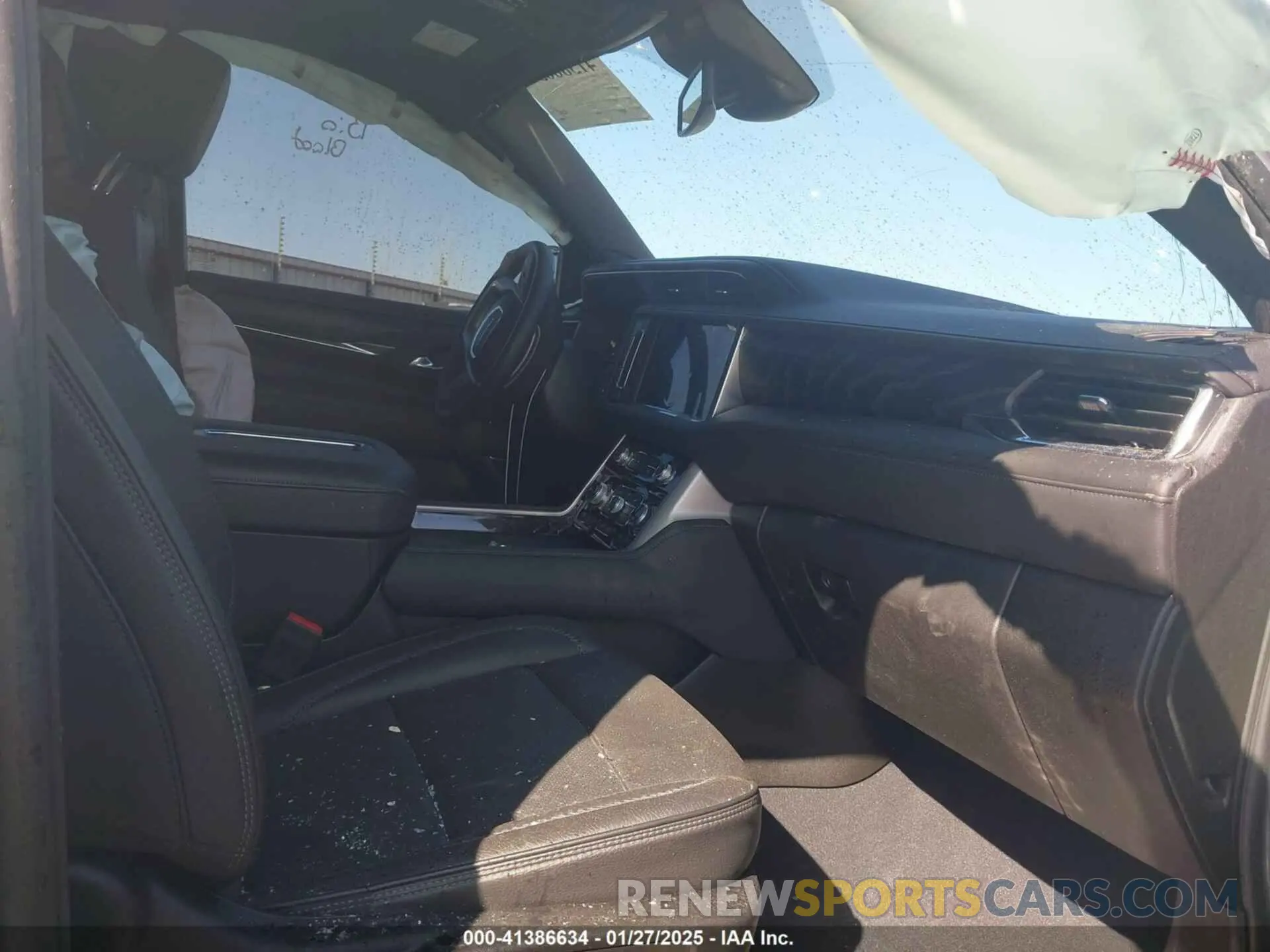 5 fotografías del automóvil dañado 1GKS2JKL5PR550465 GMC YUKON XL 2023