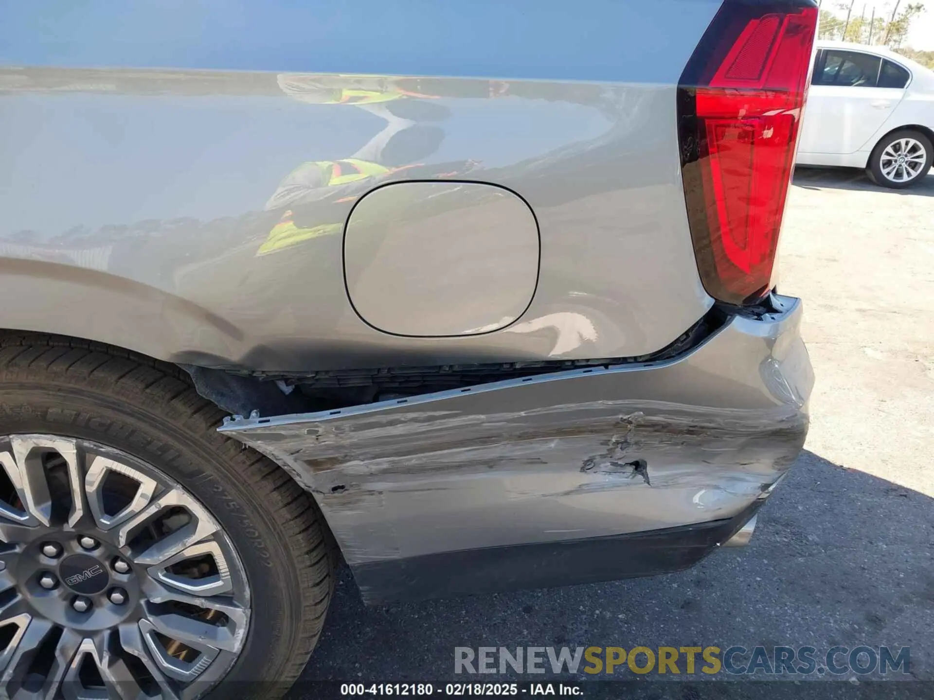 18 fotografías del automóvil dañado 1GKS2KKL9PR150446 GMC YUKON XL 2023