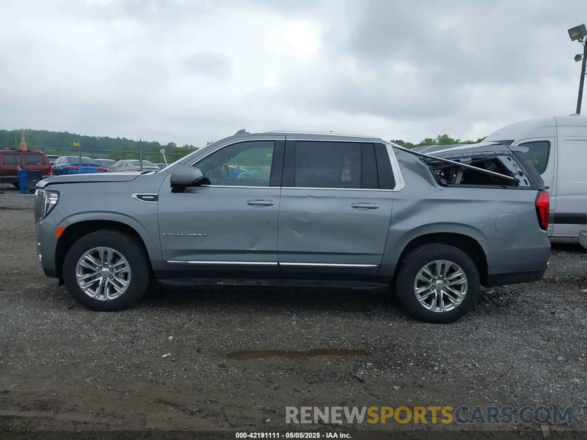 14 fotografías del automóvil dañado 1GKS2GKT6RR331584 GMC YUKON XL 2024