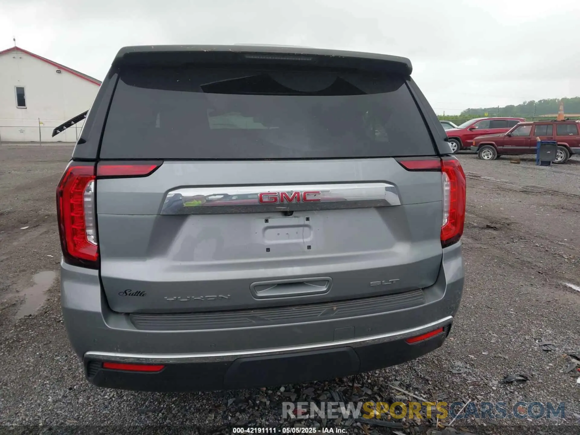 16 fotografías del automóvil dañado 1GKS2GKT6RR331584 GMC YUKON XL 2024