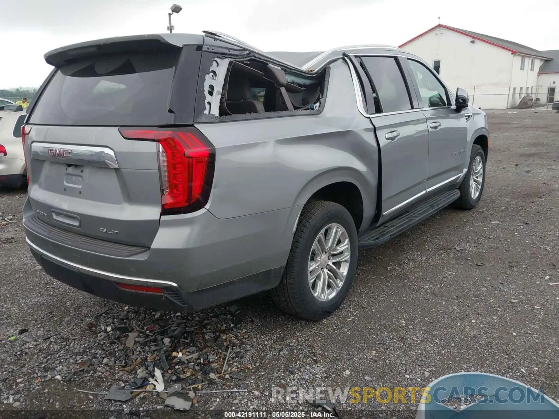 4 fotografías del automóvil dañado 1GKS2GKT6RR331584 GMC YUKON XL 2024