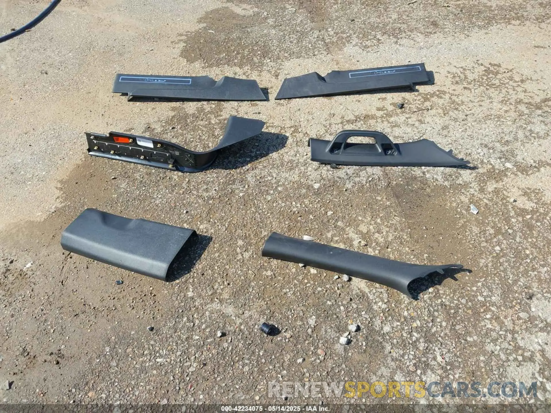 18 fotografías del automóvil dañado 1GKS2HKD1RR315789 GMC YUKON XL 2024